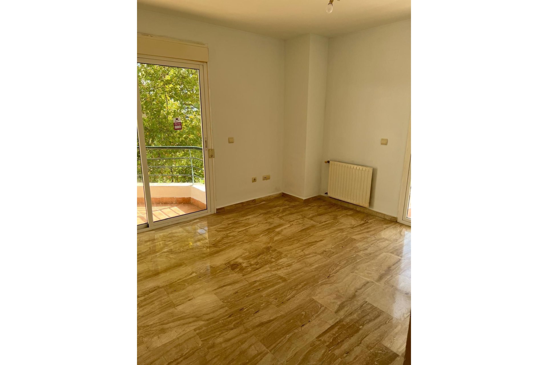 Resale - Apartment - Middle Floor Apartment - Marbella - Guadalmina Alta