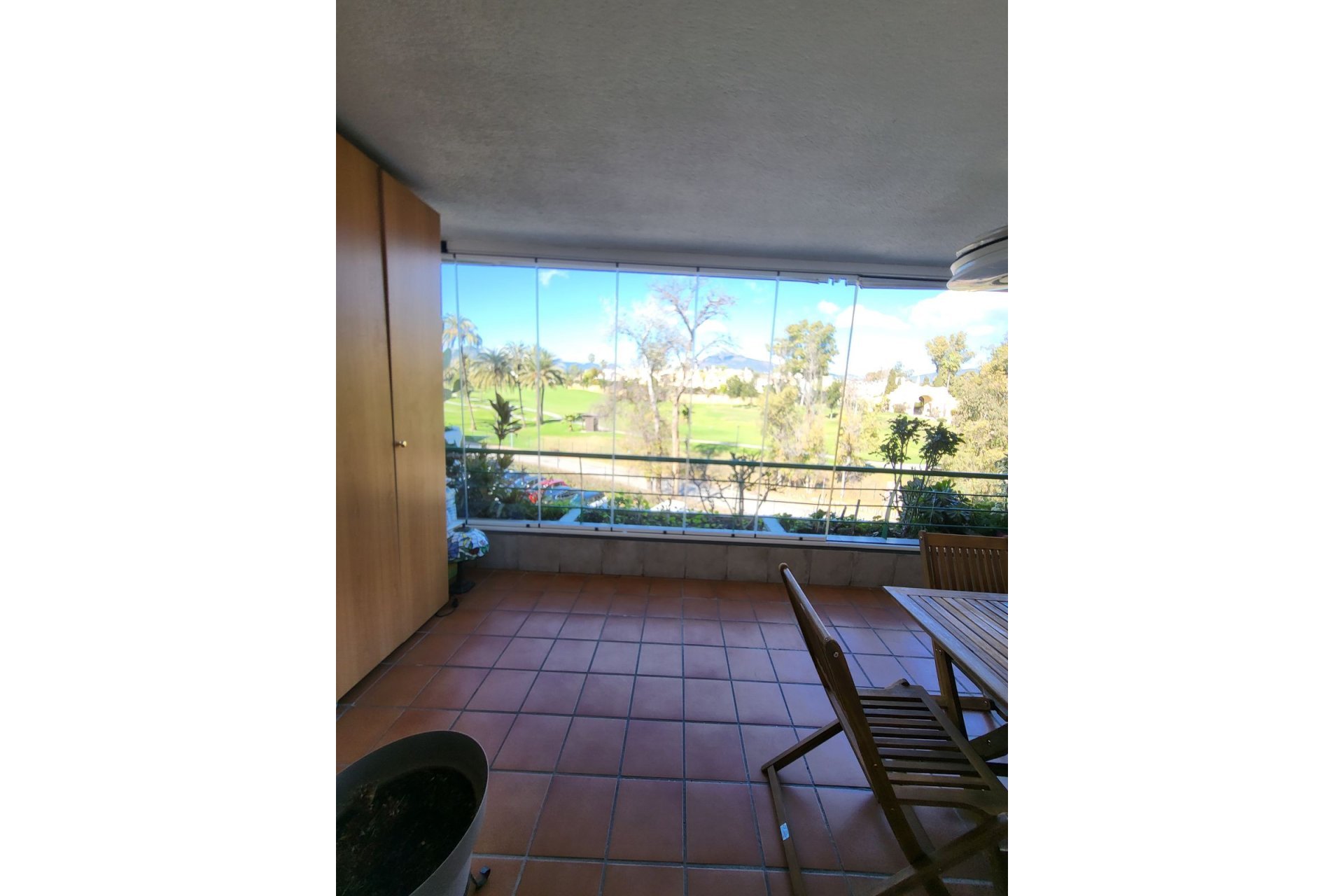 Resale - Apartment - Middle Floor Apartment - Marbella - Guadalmina Alta