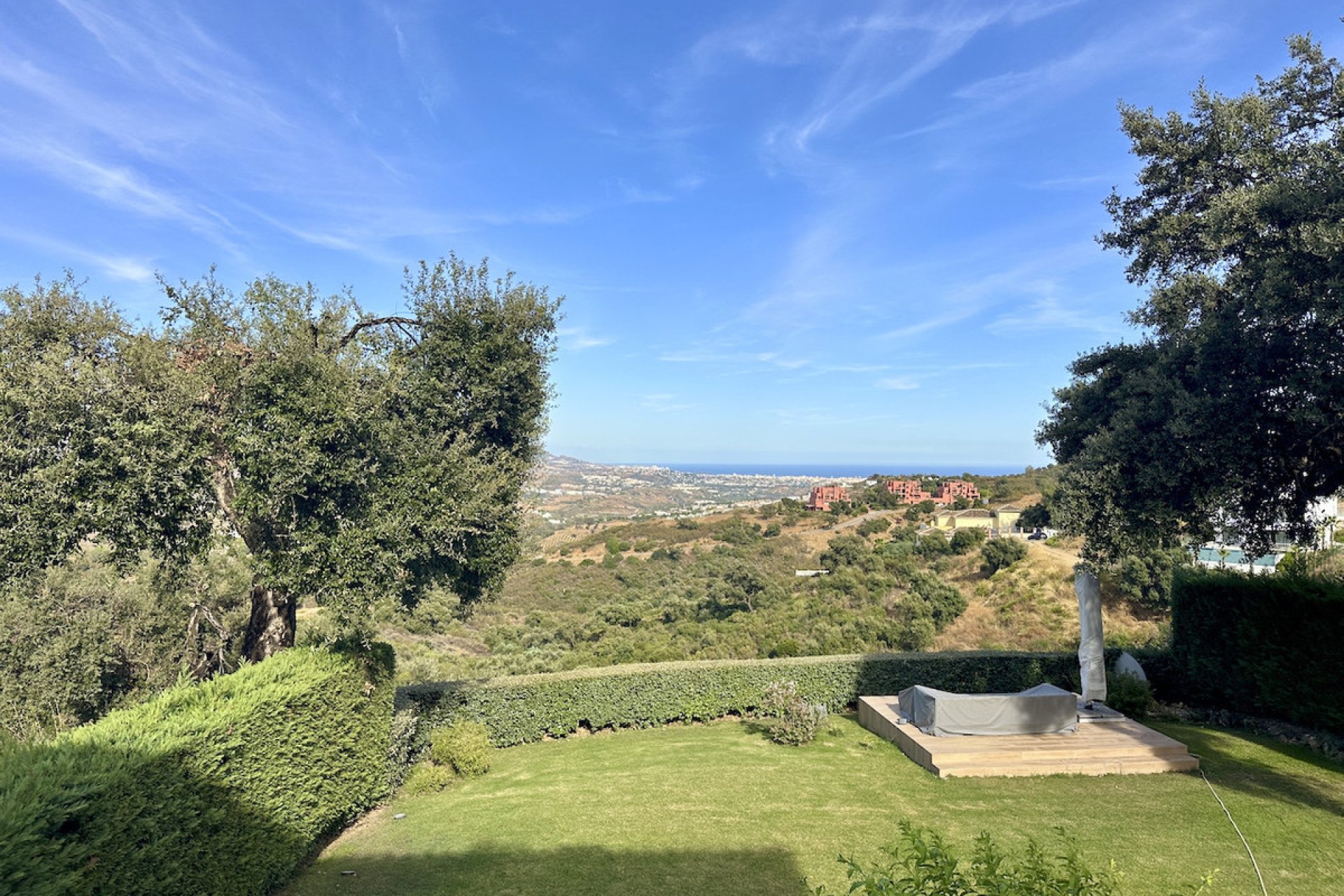 Resale - Apartment - Middle Floor Apartment - Marbella - La Mairena