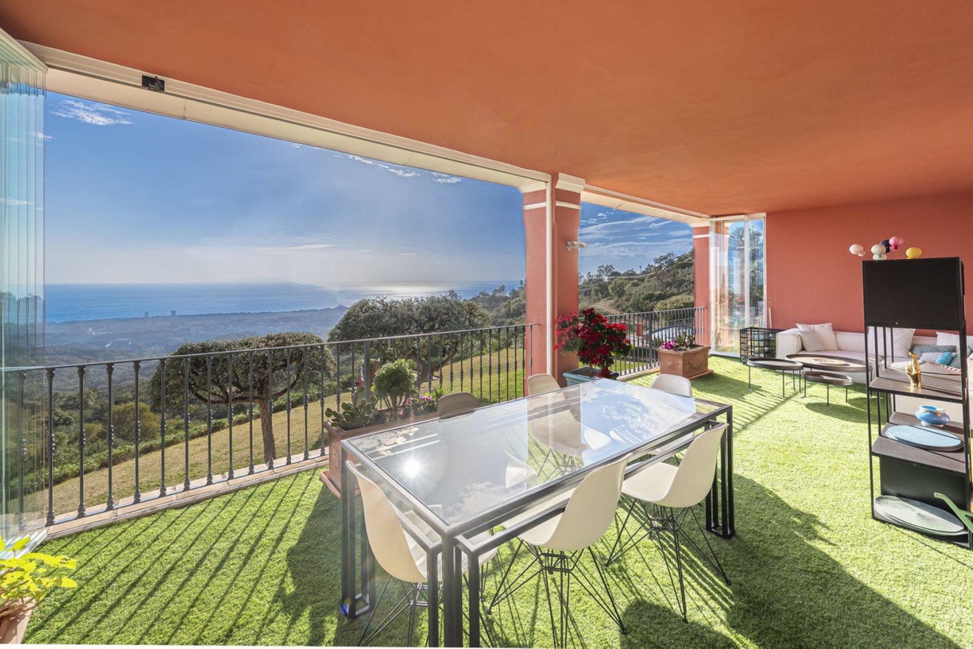 Resale - Apartment - Middle Floor Apartment - Marbella - La Mairena