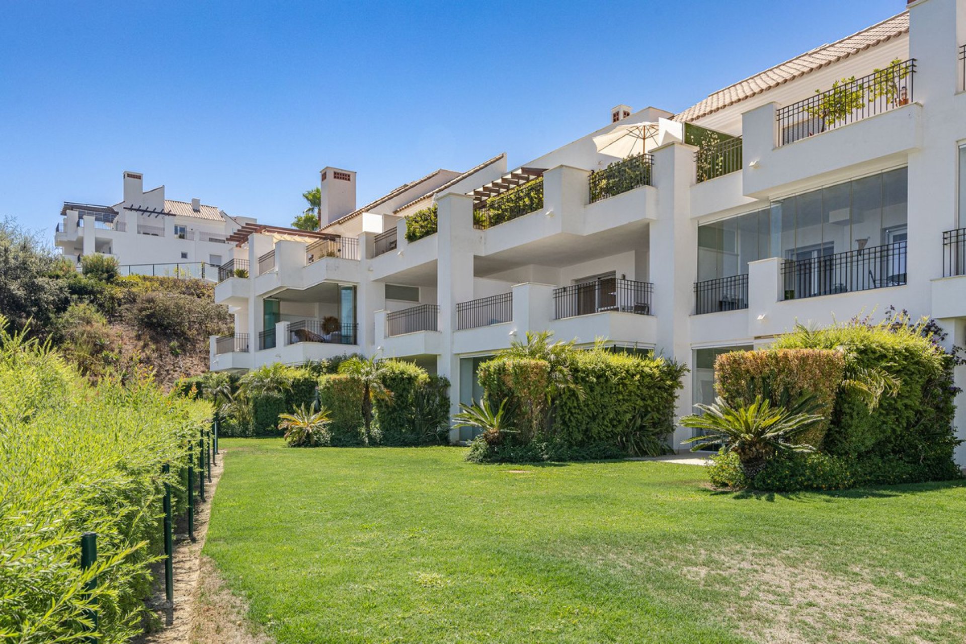 Resale - Apartment - Middle Floor Apartment - Marbella - La Mairena