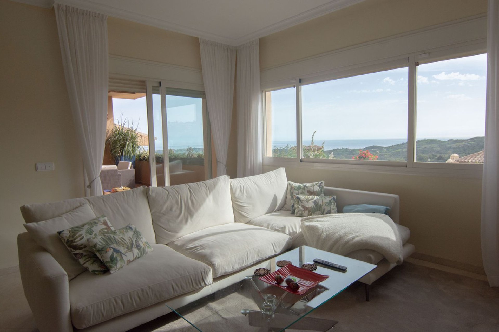 Resale - Apartment - Middle Floor Apartment - Marbella - La Mairena