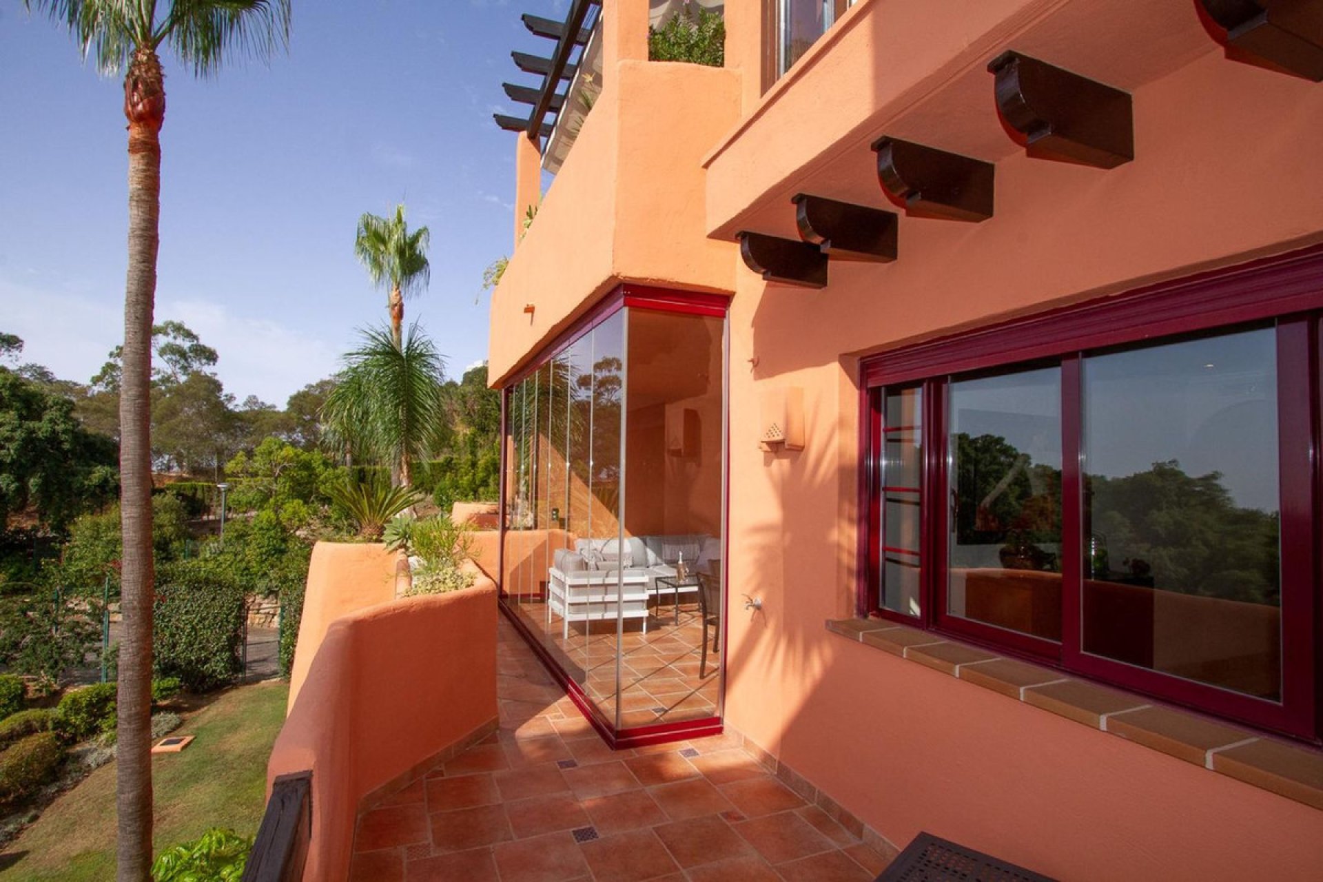 Resale - Apartment - Middle Floor Apartment - Marbella - La Mairena