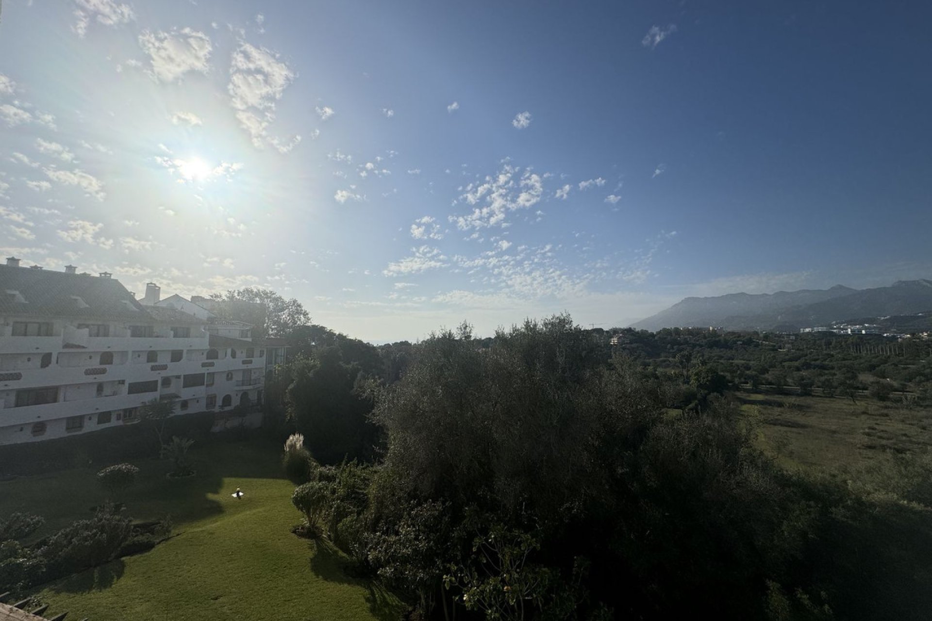 Resale - Apartment - Middle Floor Apartment - Marbella - Las Chapas