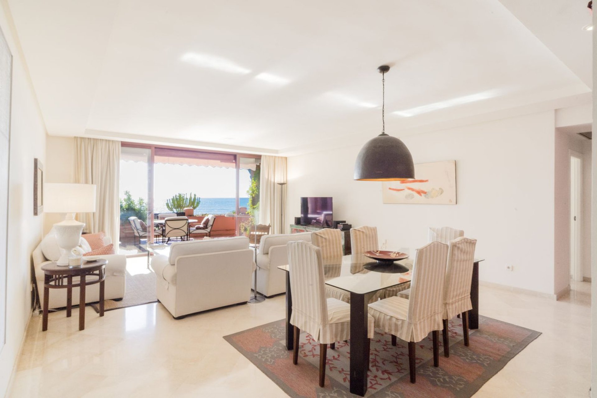 Resale - Apartment - Middle Floor Apartment - Marbella - Las Chapas