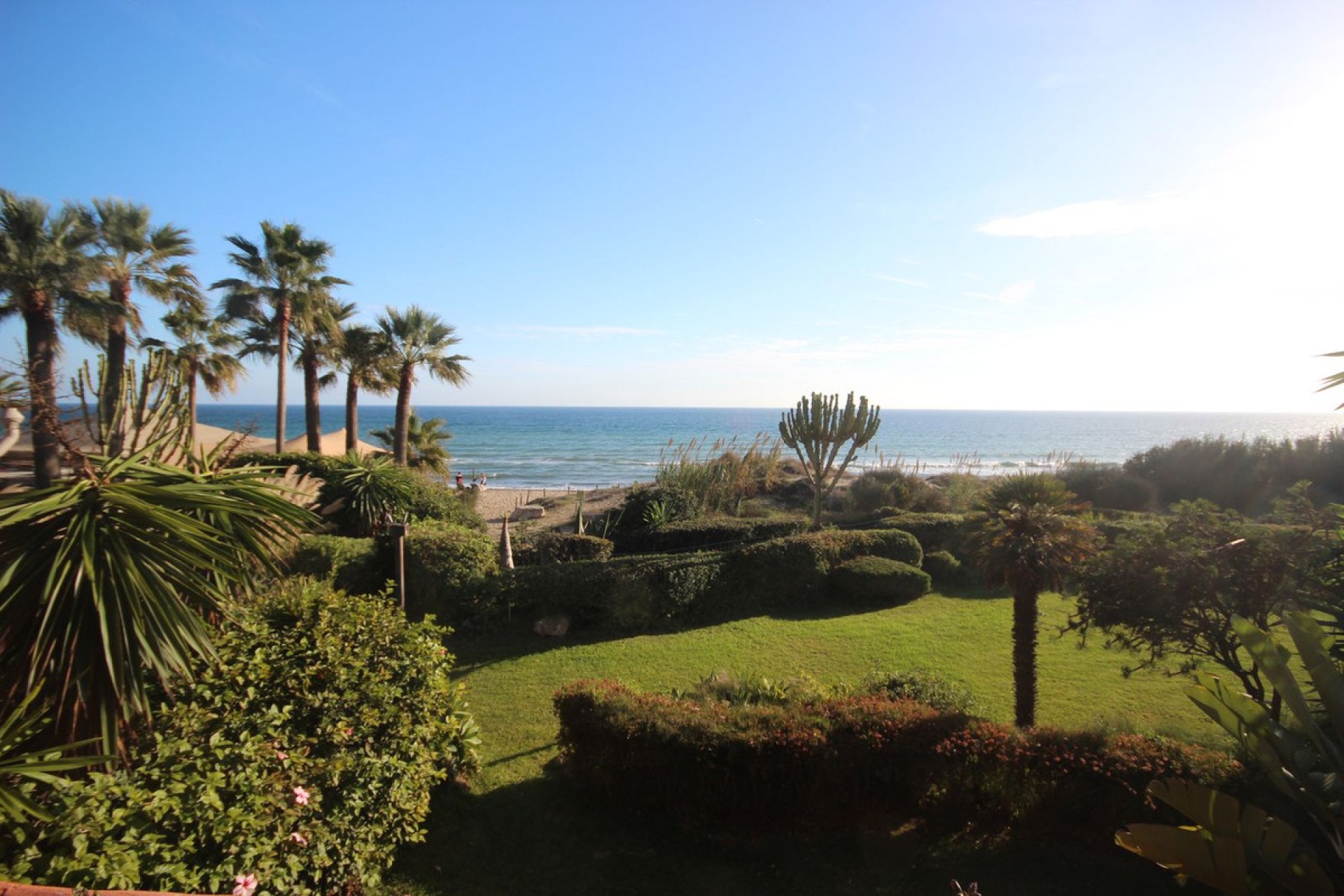 Resale - Apartment - Middle Floor Apartment - Marbella - Las Chapas