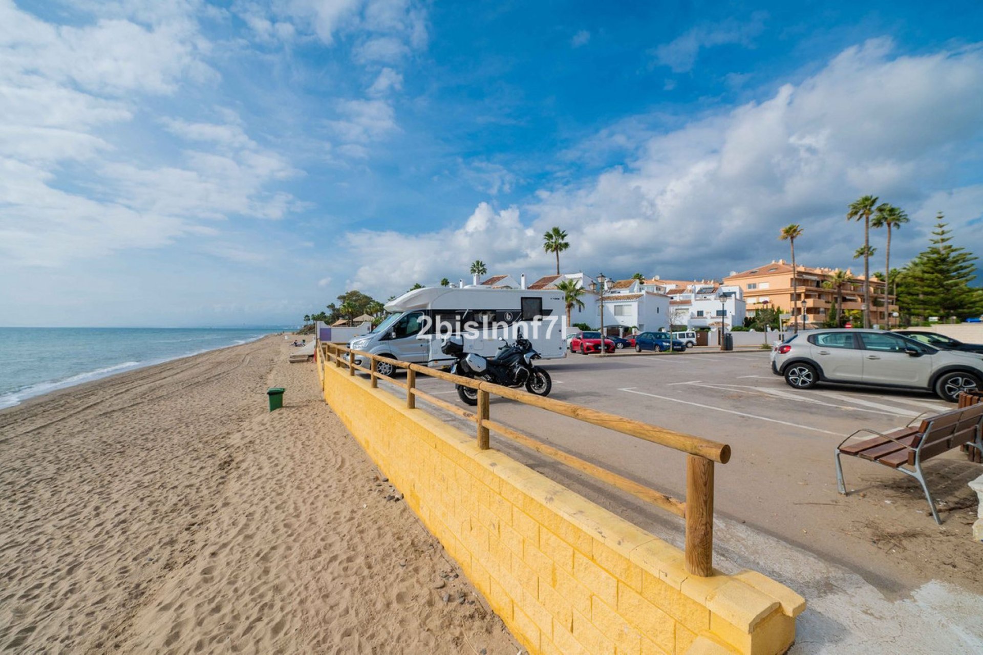 Resale - Apartment - Middle Floor Apartment - Marbella - Las Chapas