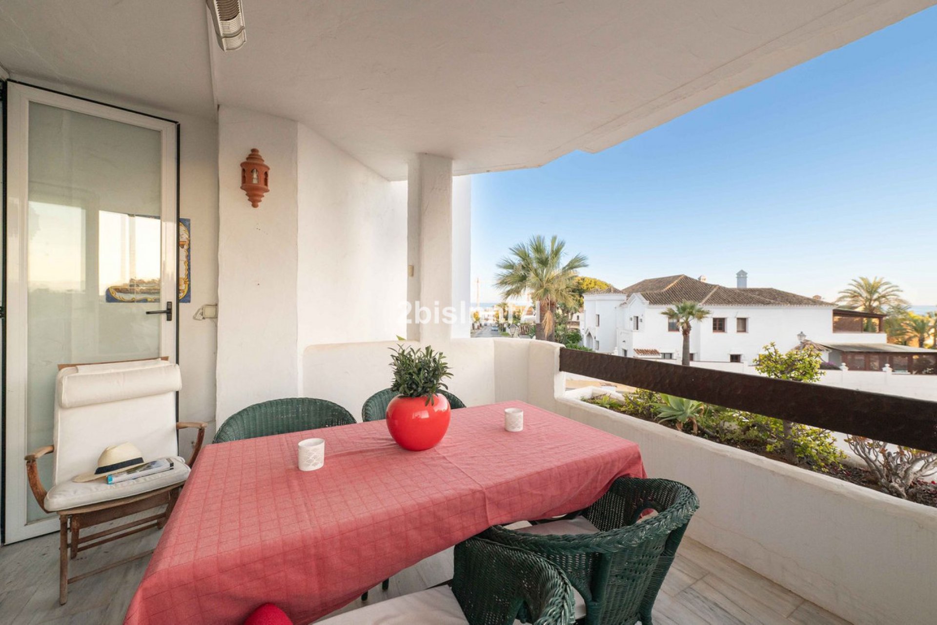 Resale - Apartment - Middle Floor Apartment - Marbella - Las Chapas