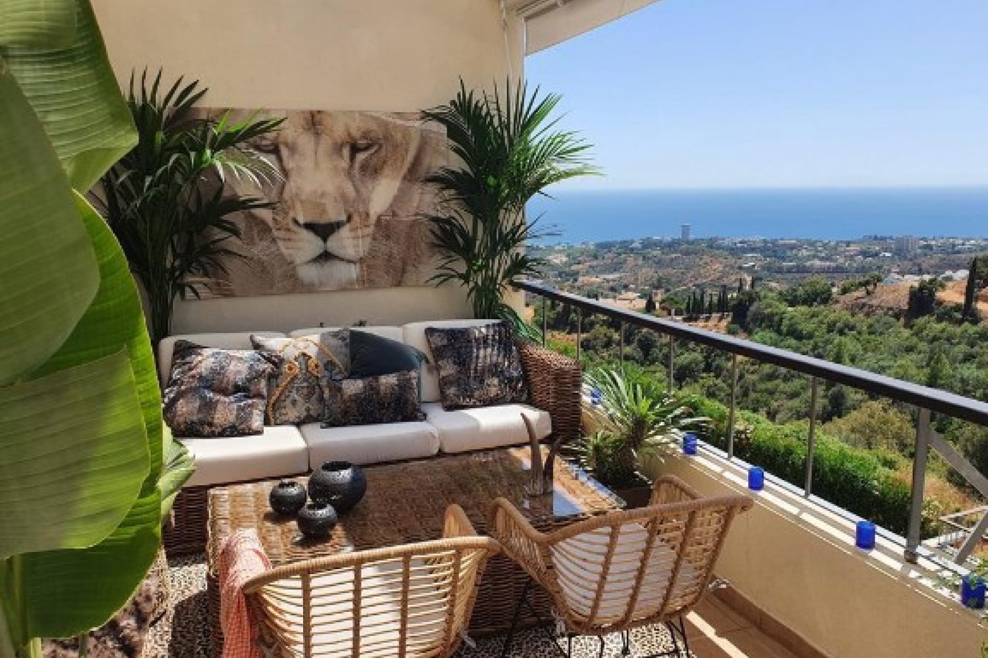 Resale - Apartment - Middle Floor Apartment - Marbella - Los Monteros