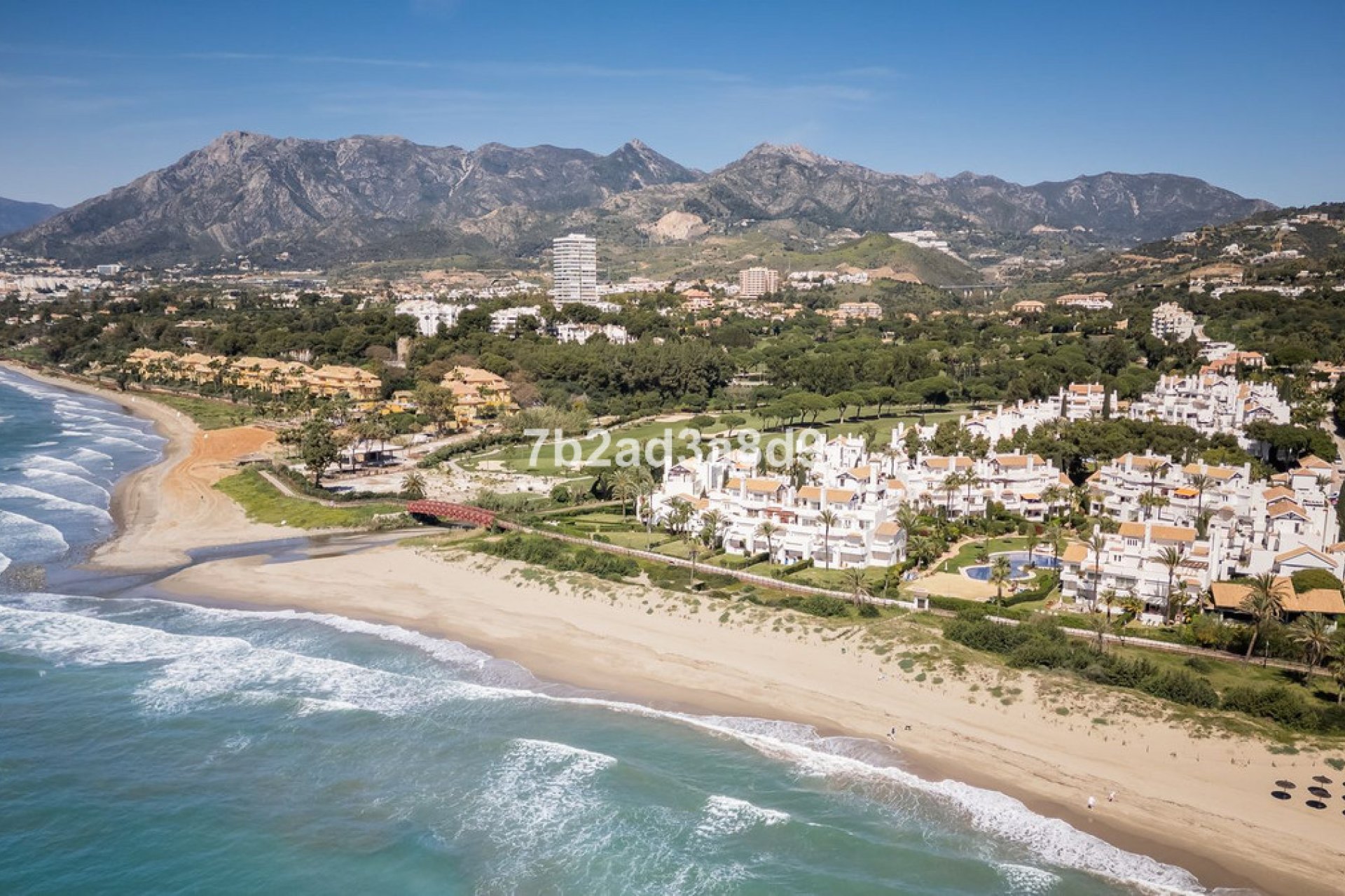 Resale - Apartment - Middle Floor Apartment - Marbella - Los Monteros