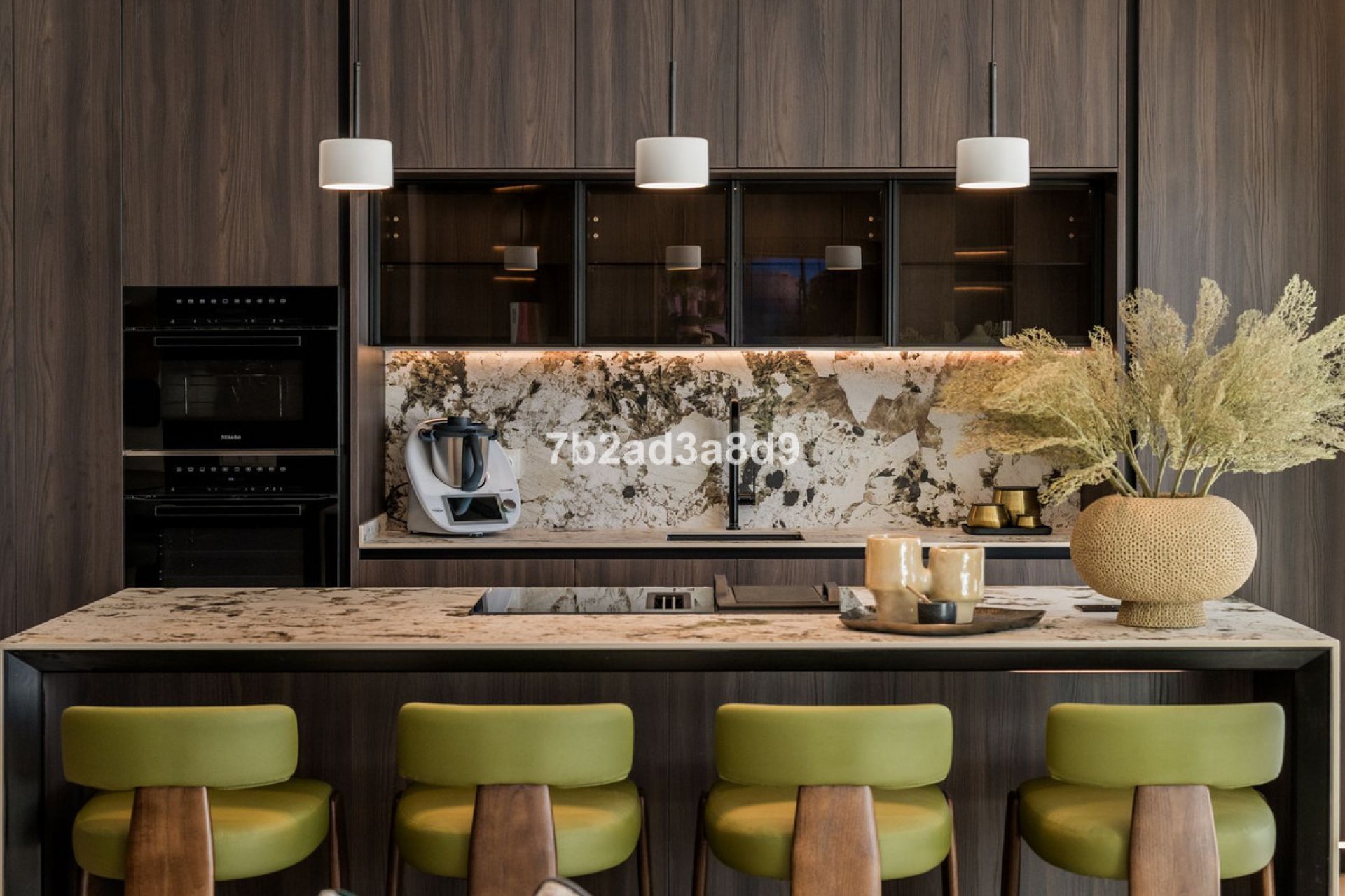 Resale - Apartment - Middle Floor Apartment - Marbella - Los Monteros