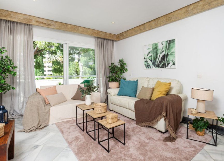 Resale - Apartment - Middle Floor Apartment - Marbella - Marbella Centro