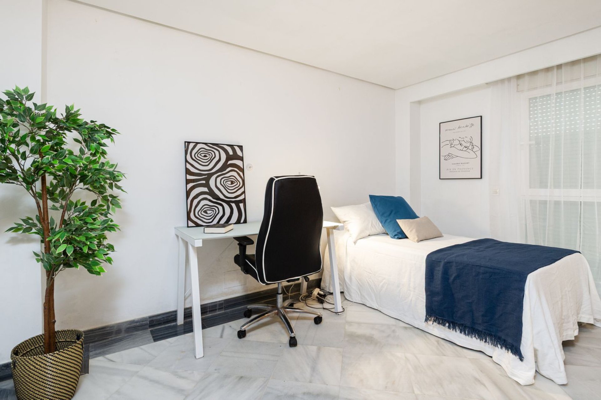 Resale - Apartment - Middle Floor Apartment - Marbella - Marbella Centro