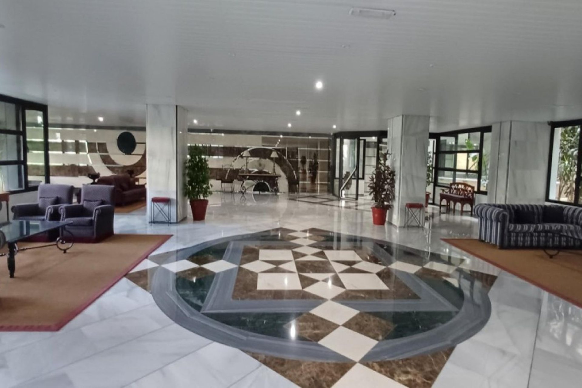 Resale - Apartment - Middle Floor Apartment - Marbella - Marbella Centro