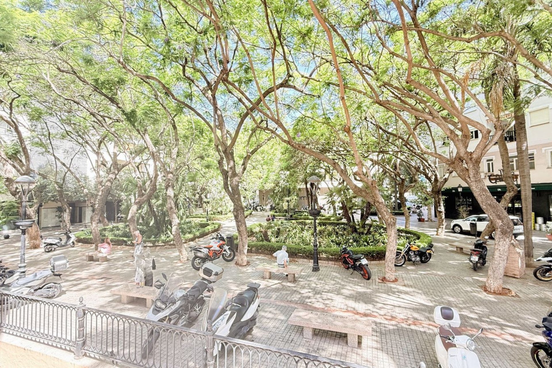 Resale - Apartment - Middle Floor Apartment - Marbella - Marbella Centro