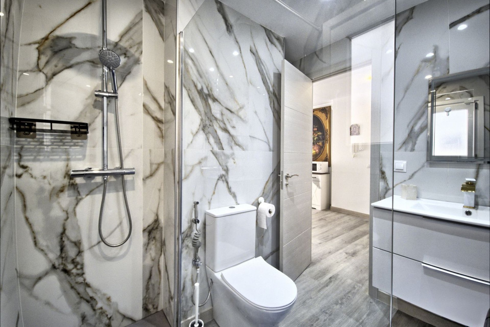 Resale - Apartment - Middle Floor Apartment - Marbella - Marbella Centro