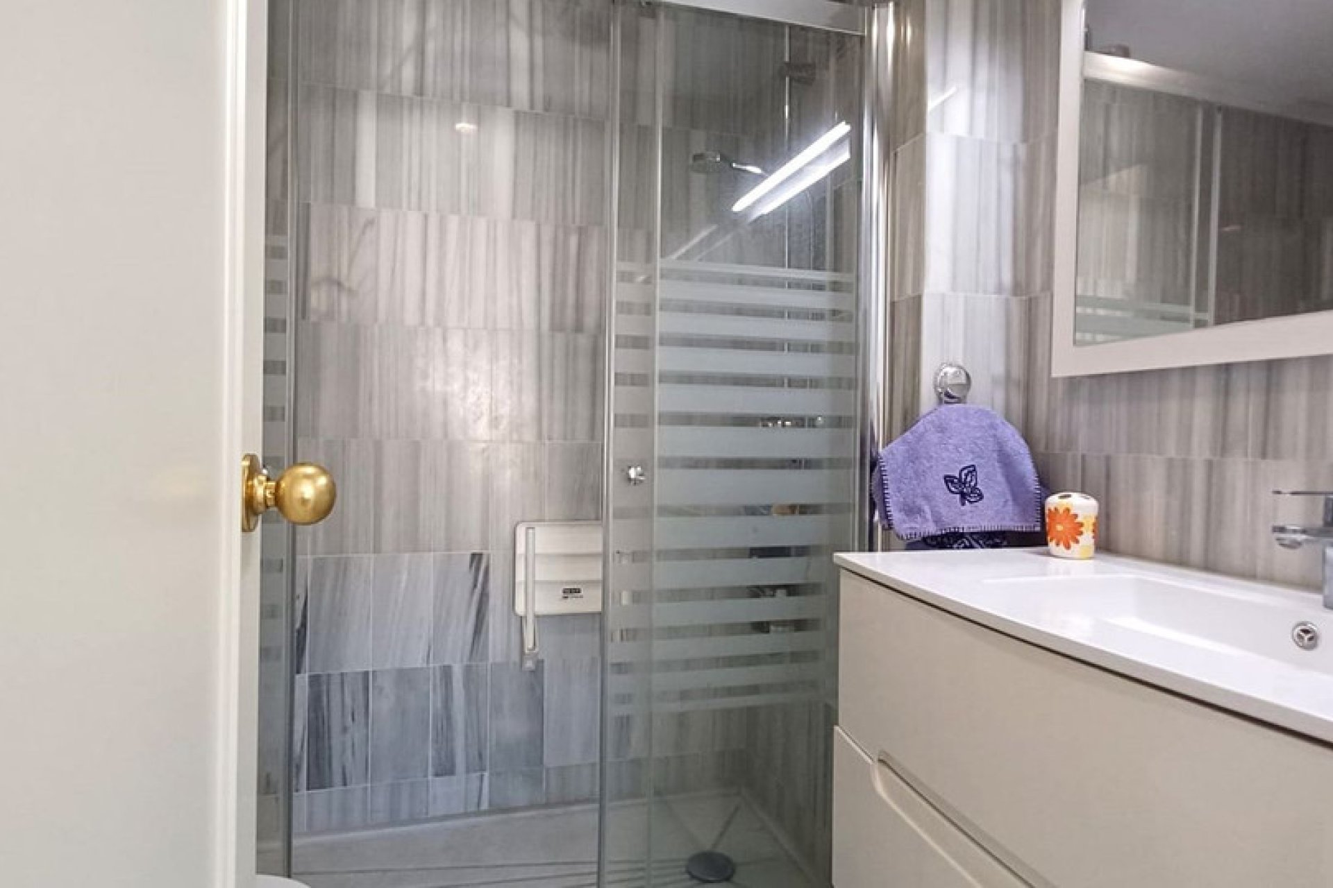 Resale - Apartment - Middle Floor Apartment - Marbella - Marbella Centro