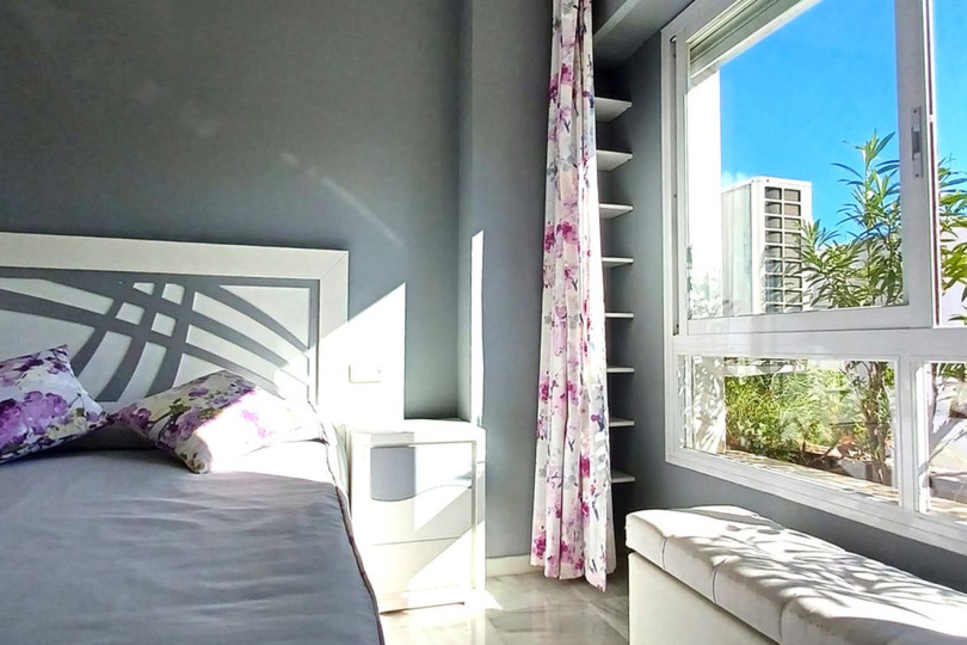 Resale - Apartment - Middle Floor Apartment - Marbella - Marbella Centro