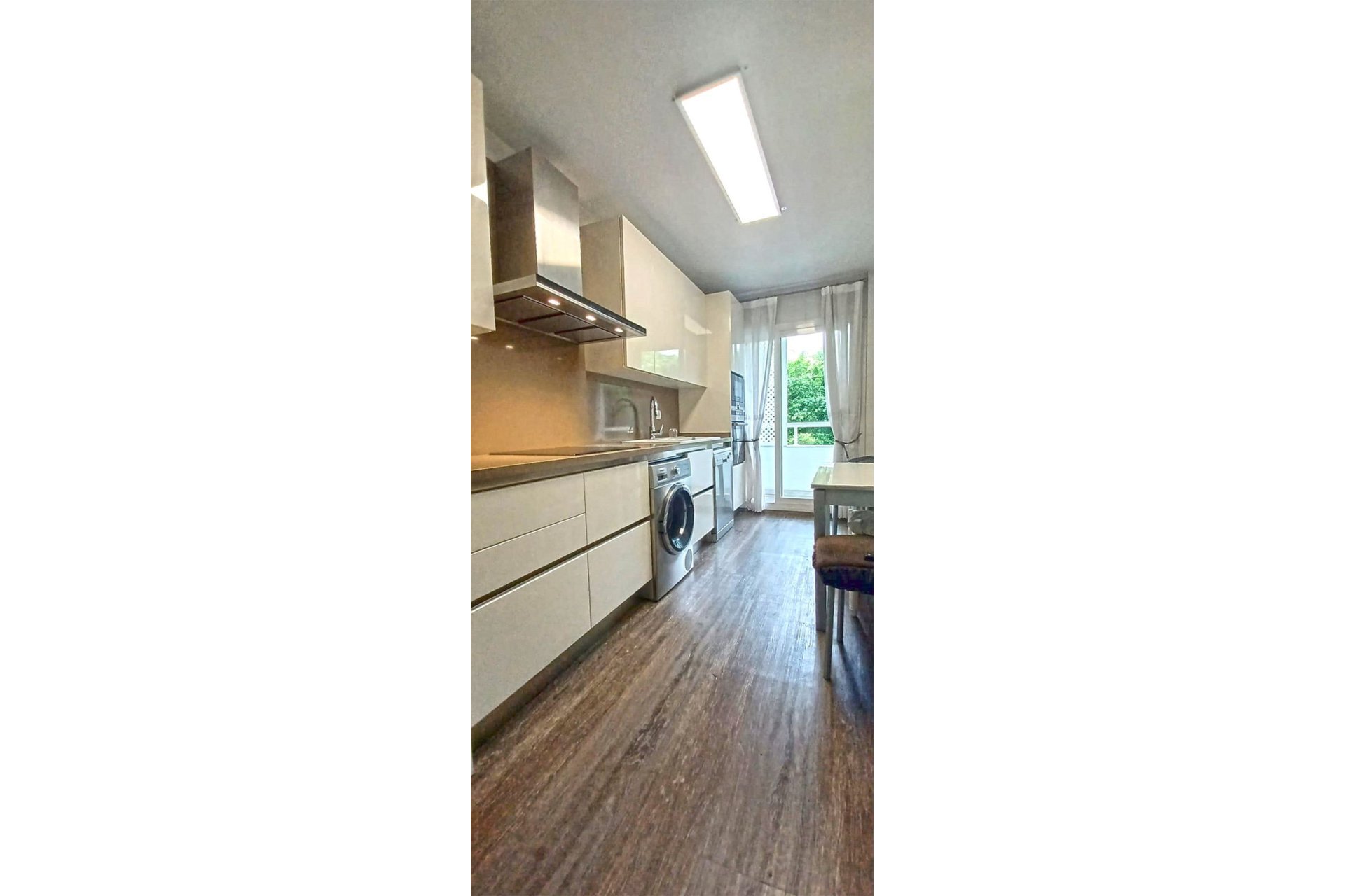 Resale - Apartment - Middle Floor Apartment - Marbella - Marbella Centro