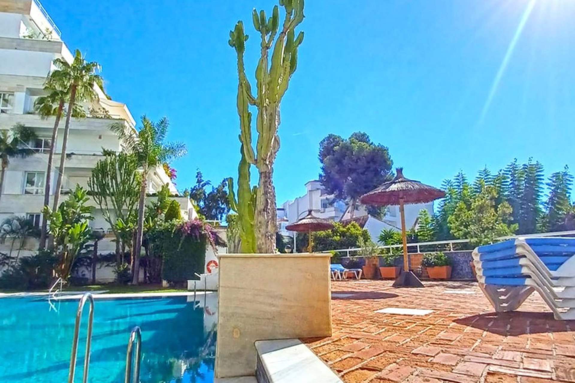 Resale - Apartment - Middle Floor Apartment - Marbella - Marbella Centro