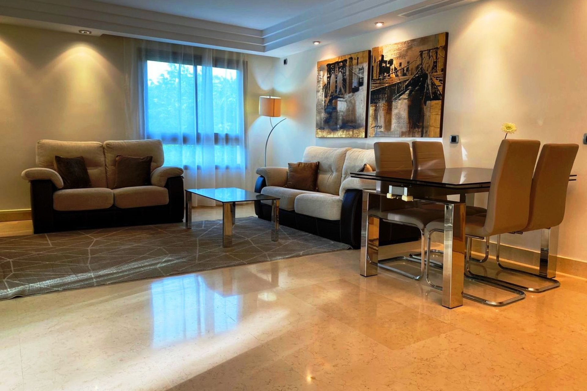 Resale - Apartment - Middle Floor Apartment - Marbella - Marbella Centro