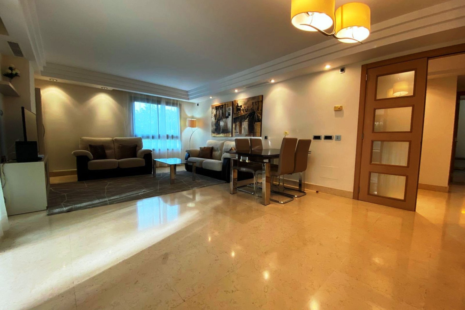 Resale - Apartment - Middle Floor Apartment - Marbella - Marbella Centro