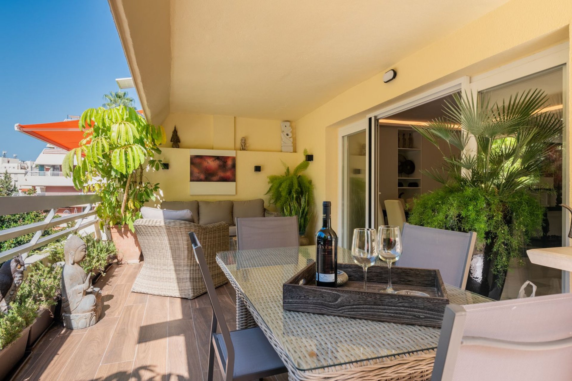 Resale - Apartment - Middle Floor Apartment - Marbella - Marbella Centro