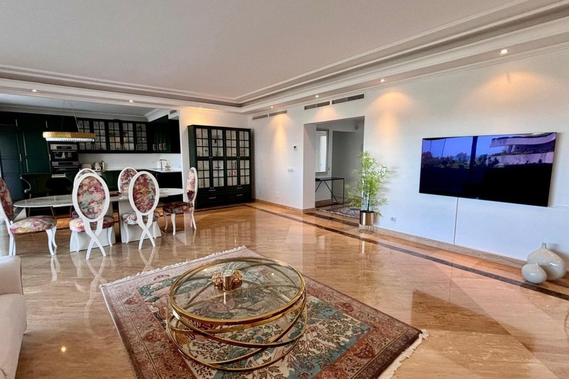 Resale - Apartment - Middle Floor Apartment - Marbella - Marbella Centro
