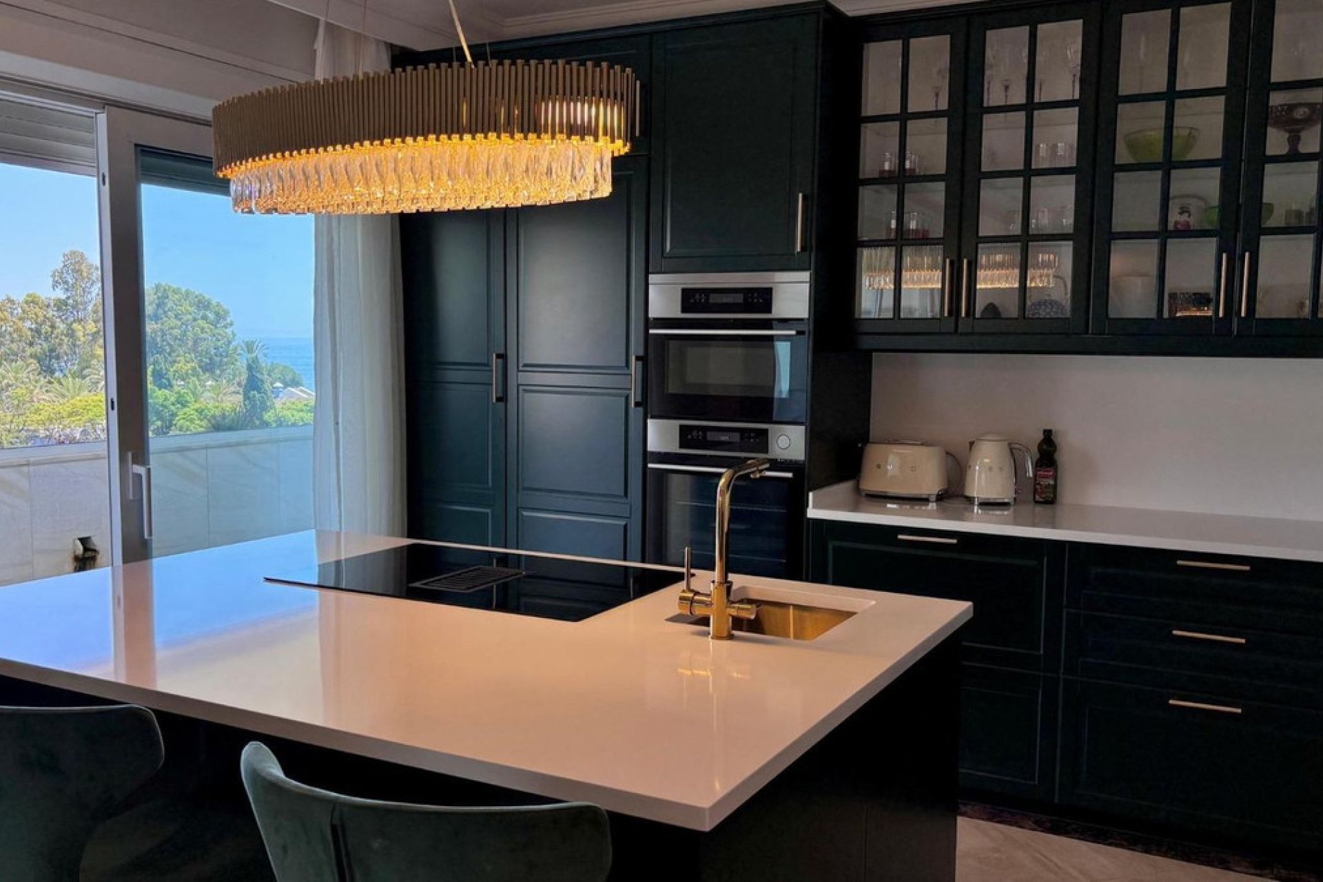 Resale - Apartment - Middle Floor Apartment - Marbella - Marbella Centro