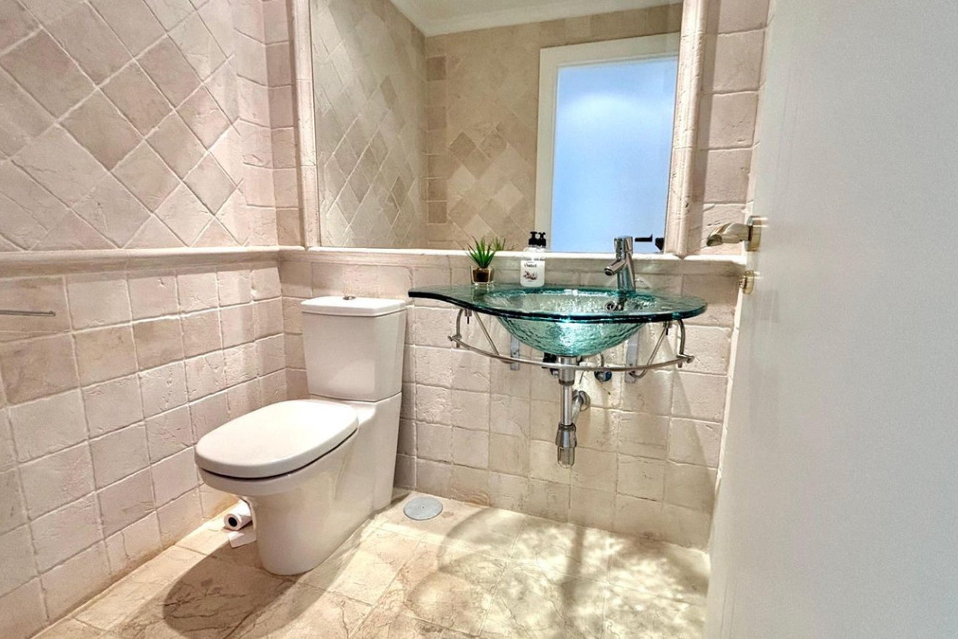 Resale - Apartment - Middle Floor Apartment - Marbella - Marbella Centro