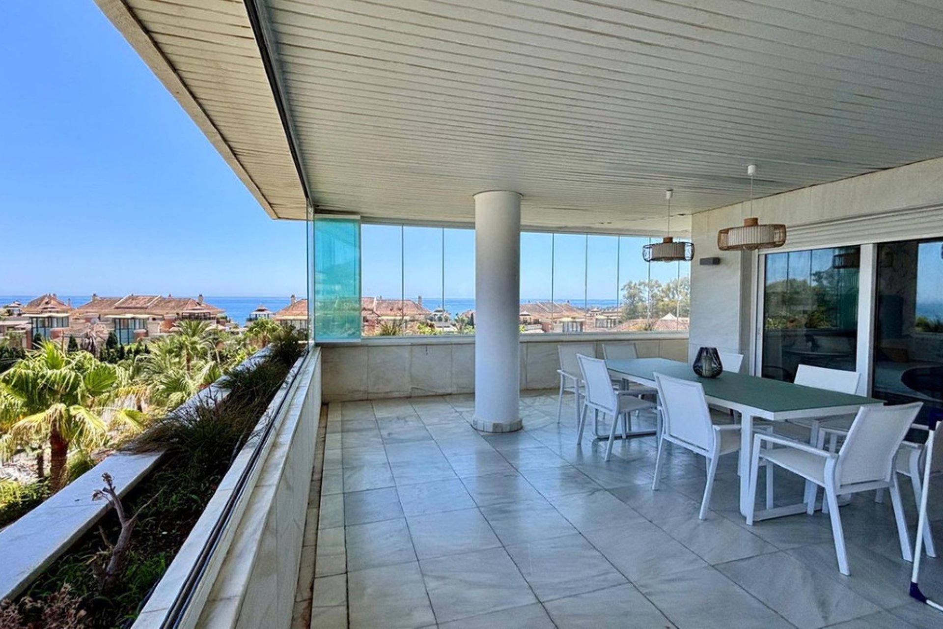 Resale - Apartment - Middle Floor Apartment - Marbella - Marbella Centro