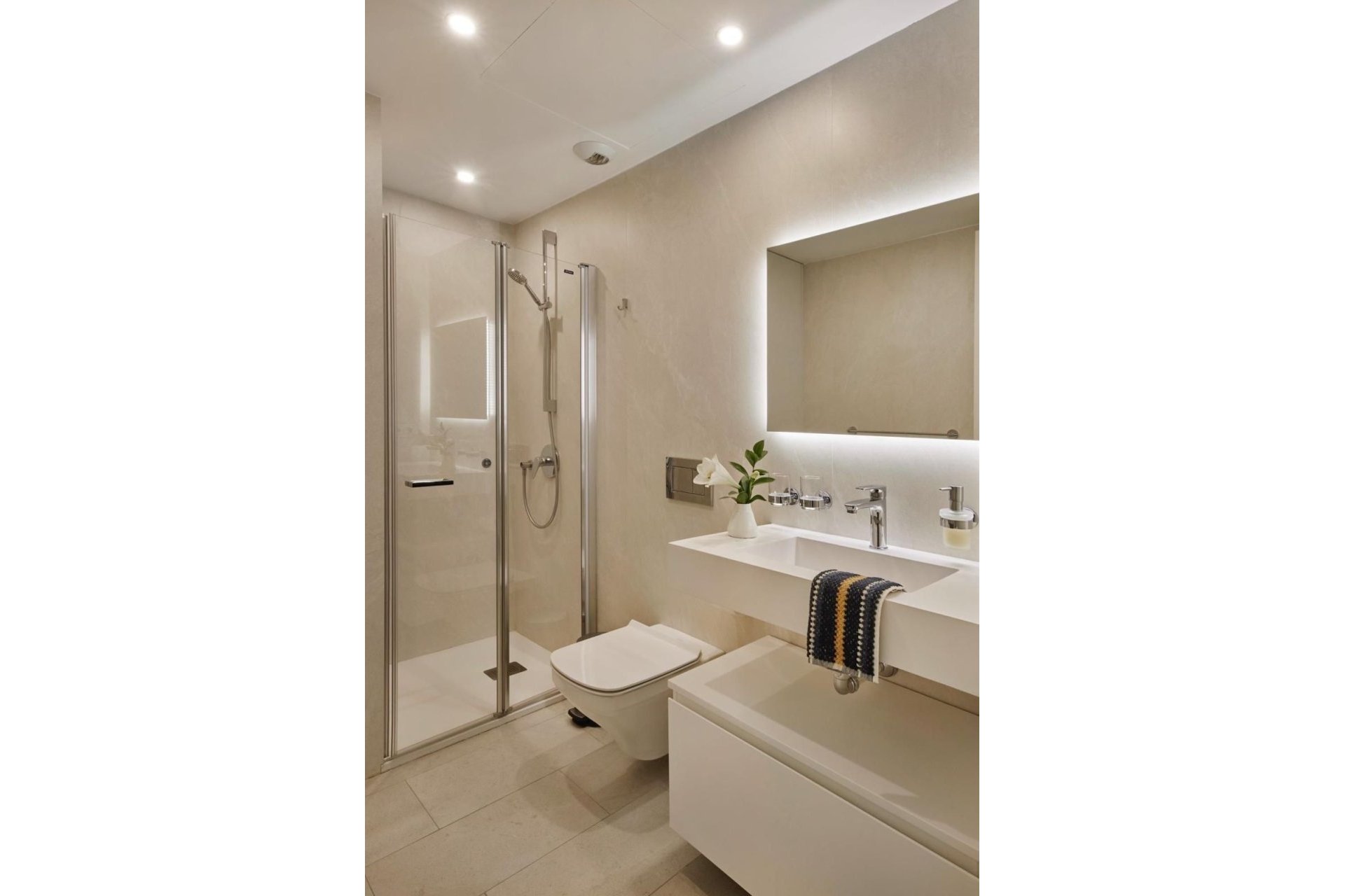 Resale - Apartment - Middle Floor Apartment - Marbella - Marbella Centro