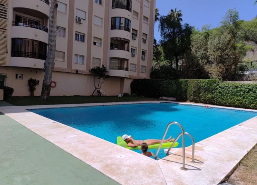 Resale - Apartment - Middle Floor Apartment - Marbella - Marbella Centro