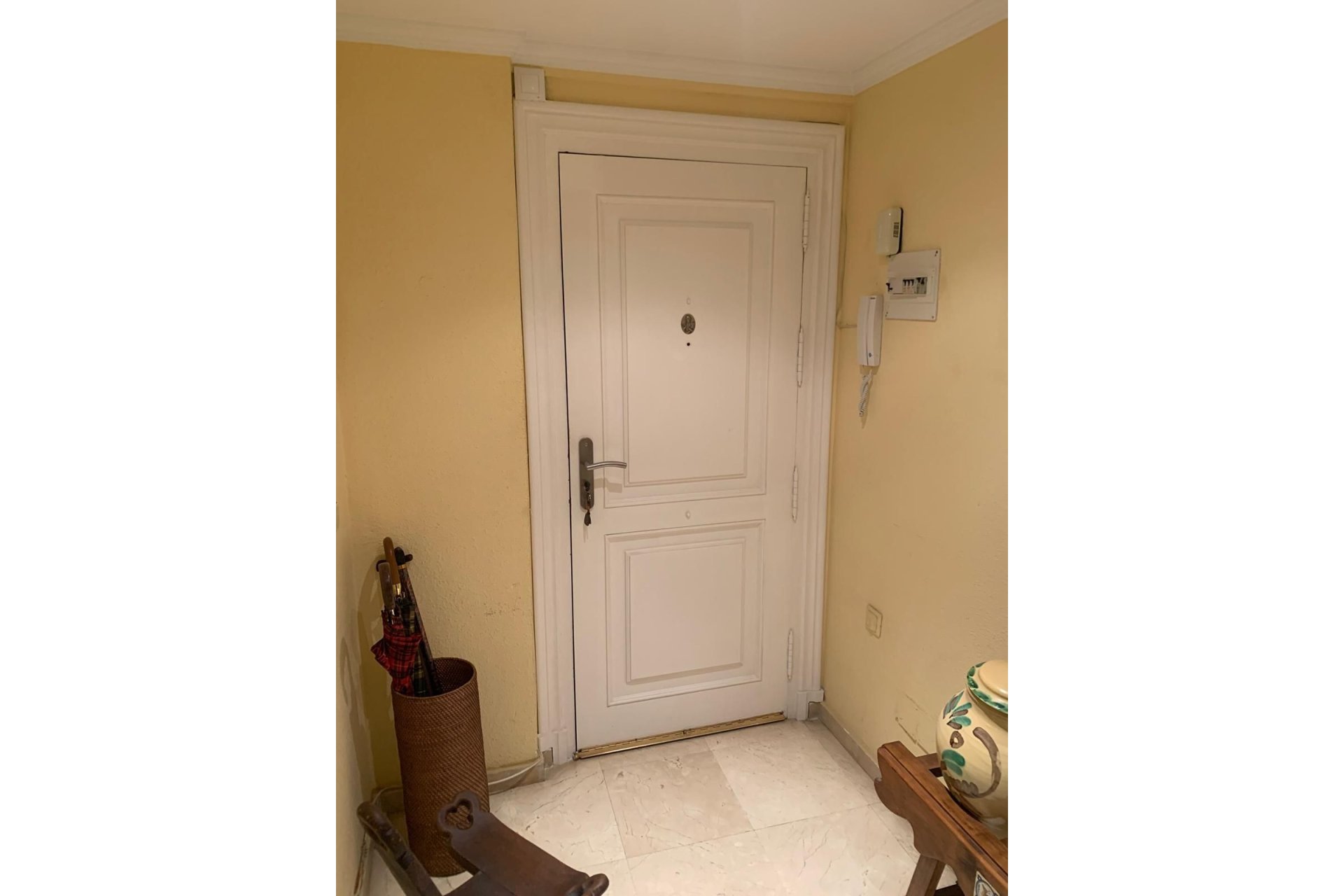 Resale - Apartment - Middle Floor Apartment - Marbella - Marbella Centro