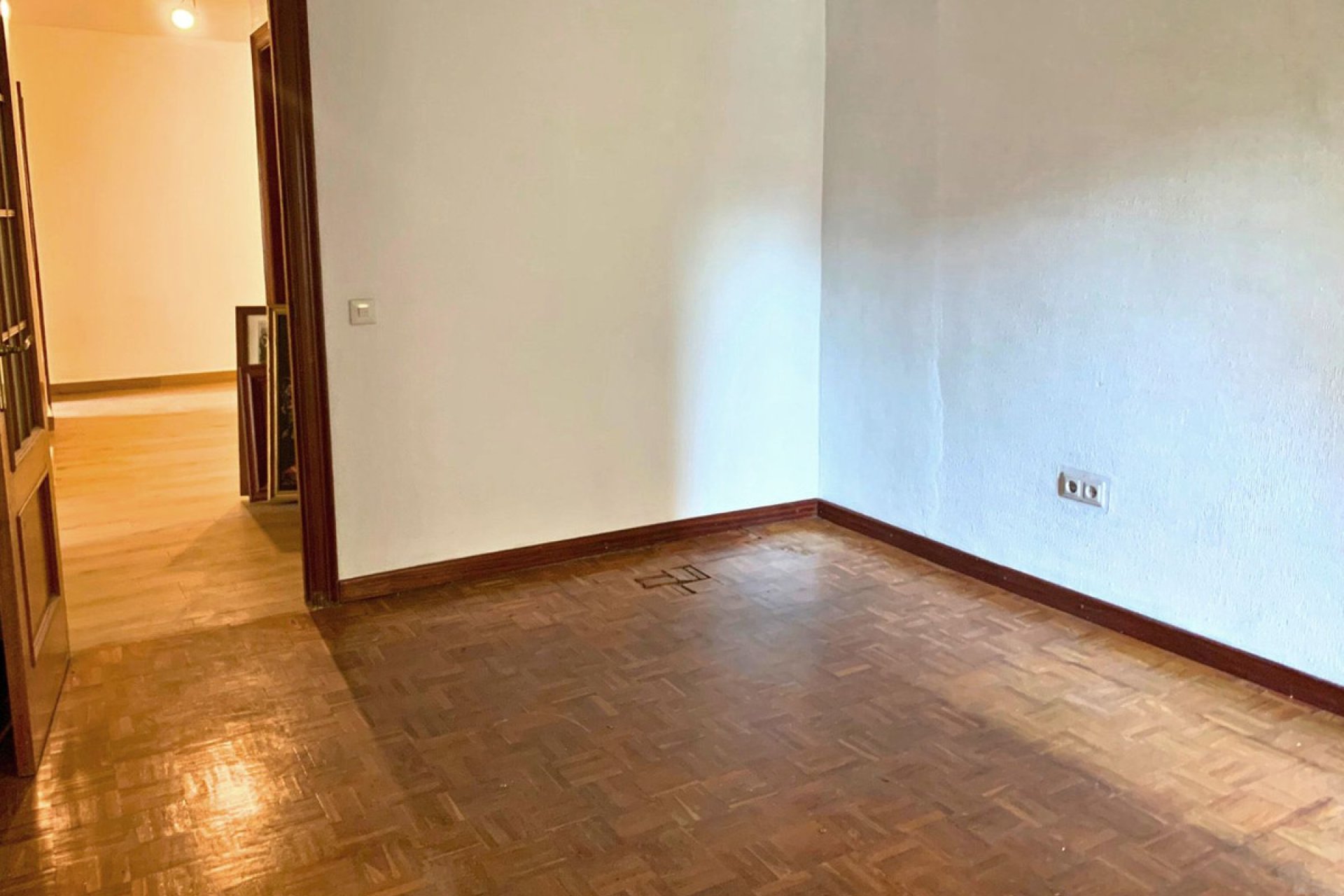 Resale - Apartment - Middle Floor Apartment - Marbella - Marbella Centro