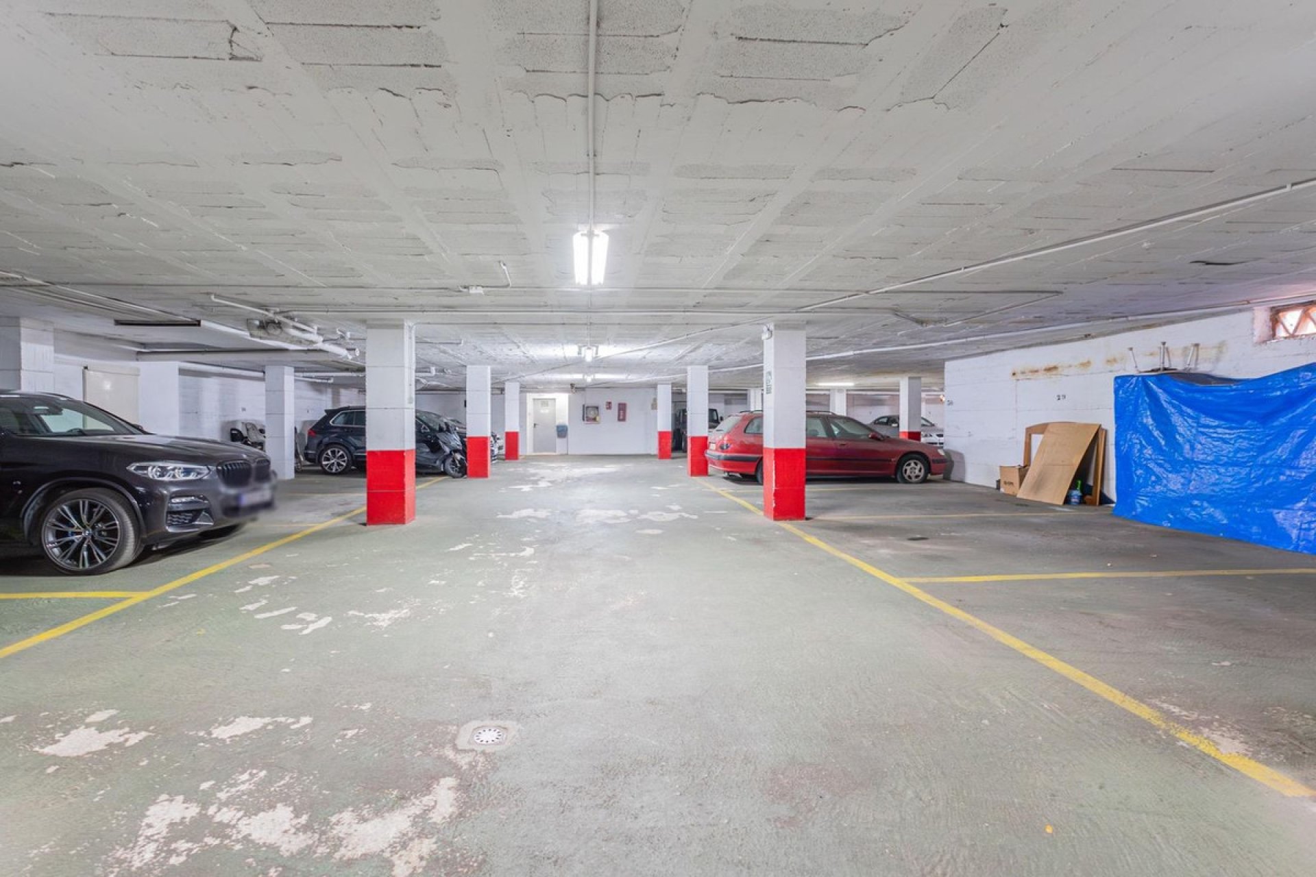 Resale - Apartment - Middle Floor Apartment - Marbella - Marbella Centro