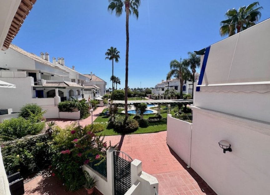 Resale - Apartment - Middle Floor Apartment - Marbella - Marbella Centro