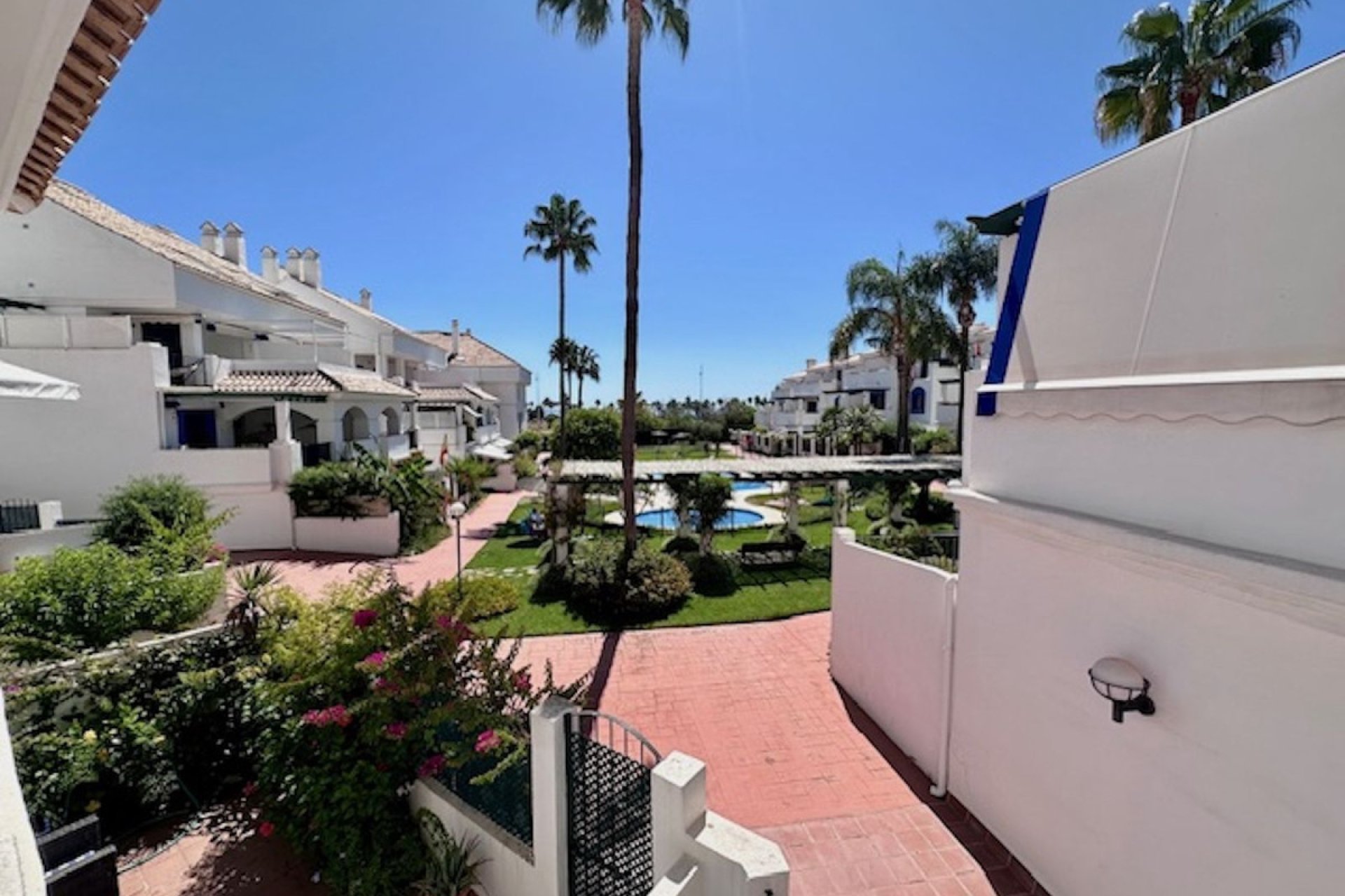 Resale - Apartment - Middle Floor Apartment - Marbella - Marbella Centro