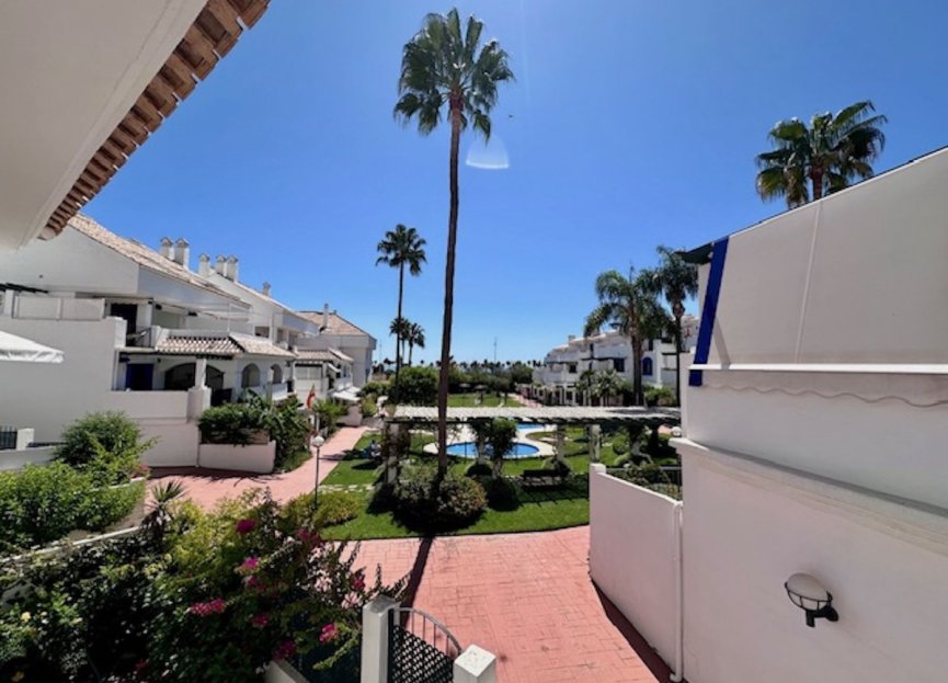 Resale - Apartment - Middle Floor Apartment - Marbella - Marbella Centro