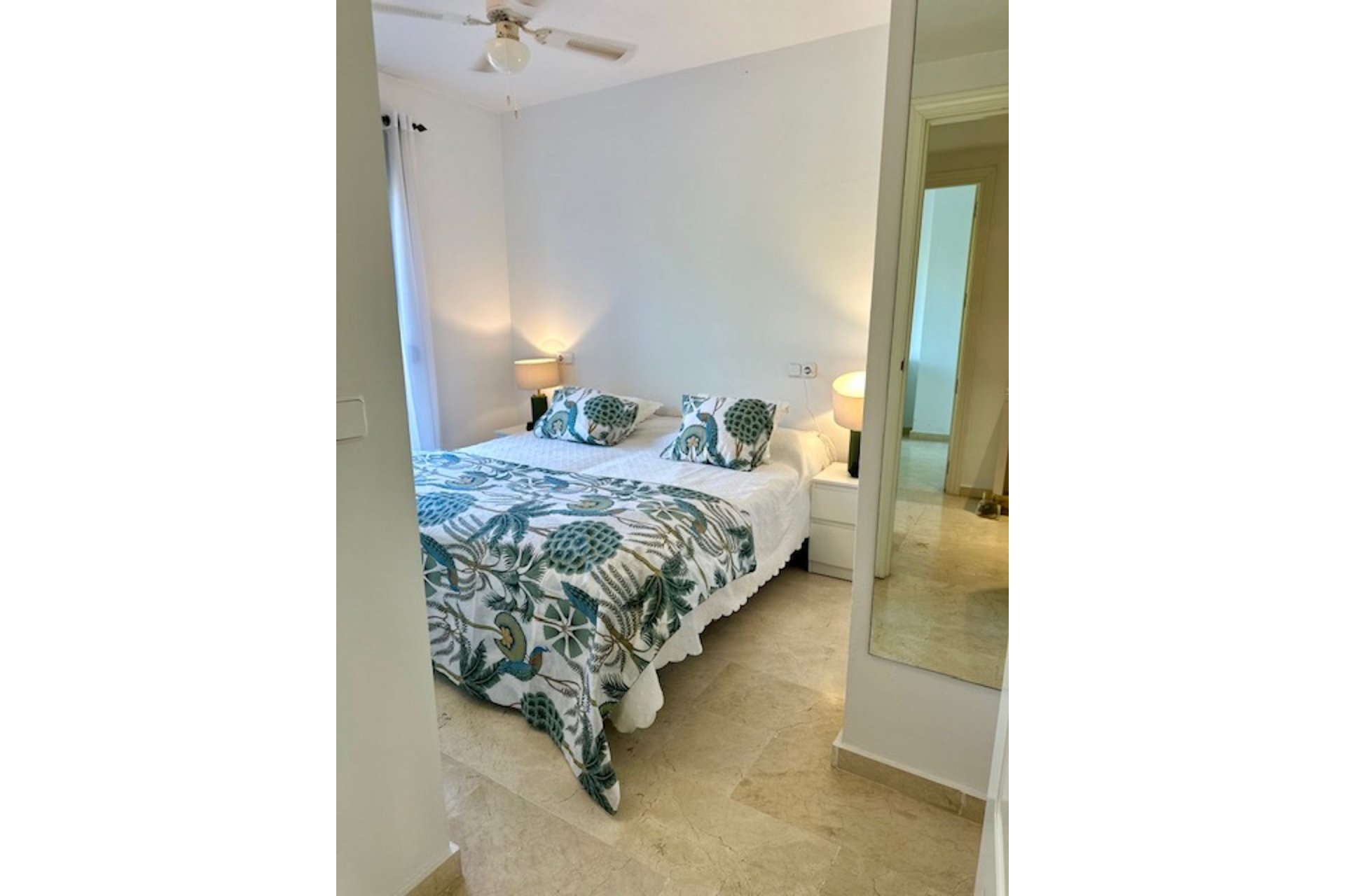 Resale - Apartment - Middle Floor Apartment - Marbella - Marbella Centro