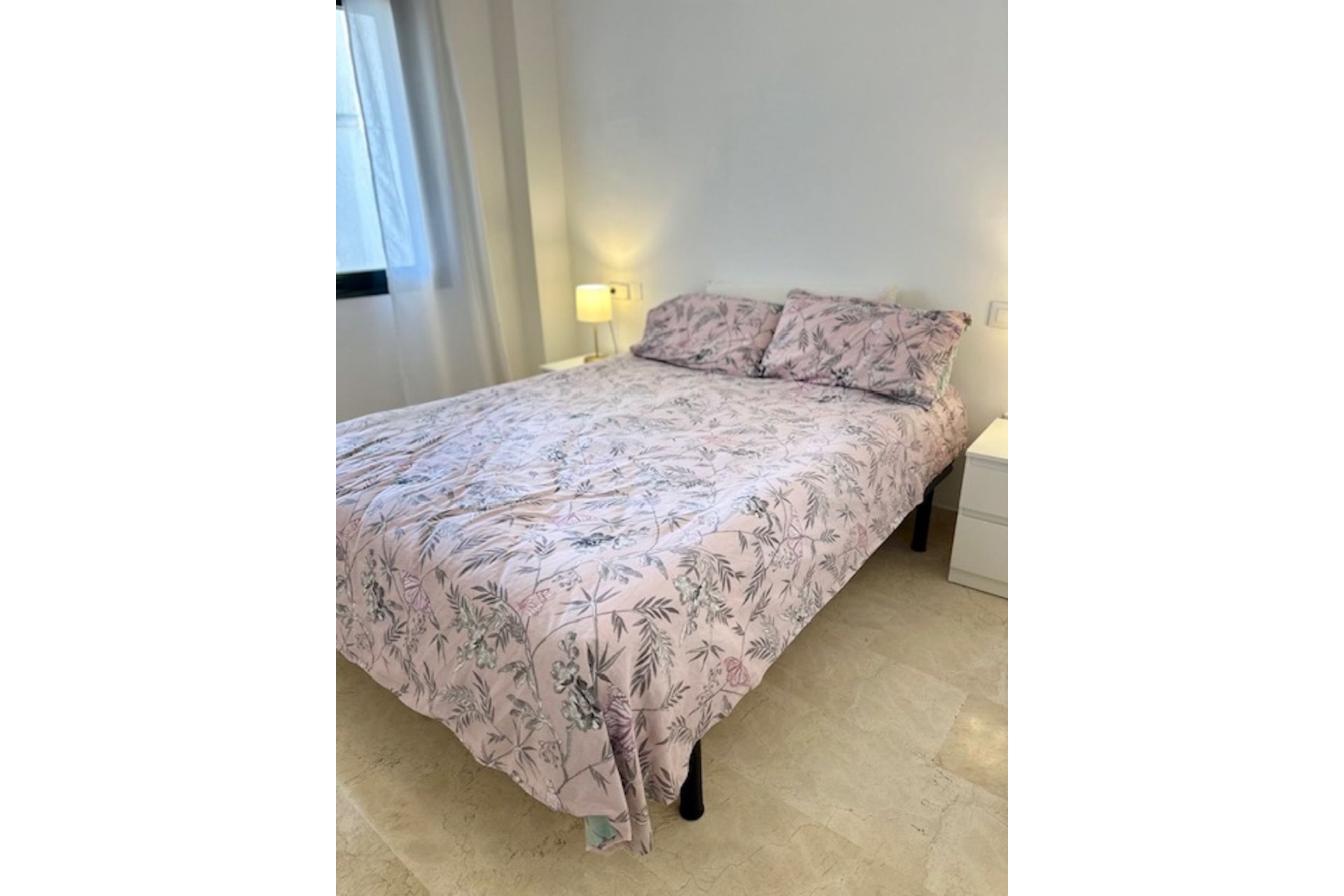 Resale - Apartment - Middle Floor Apartment - Marbella - Marbella Centro
