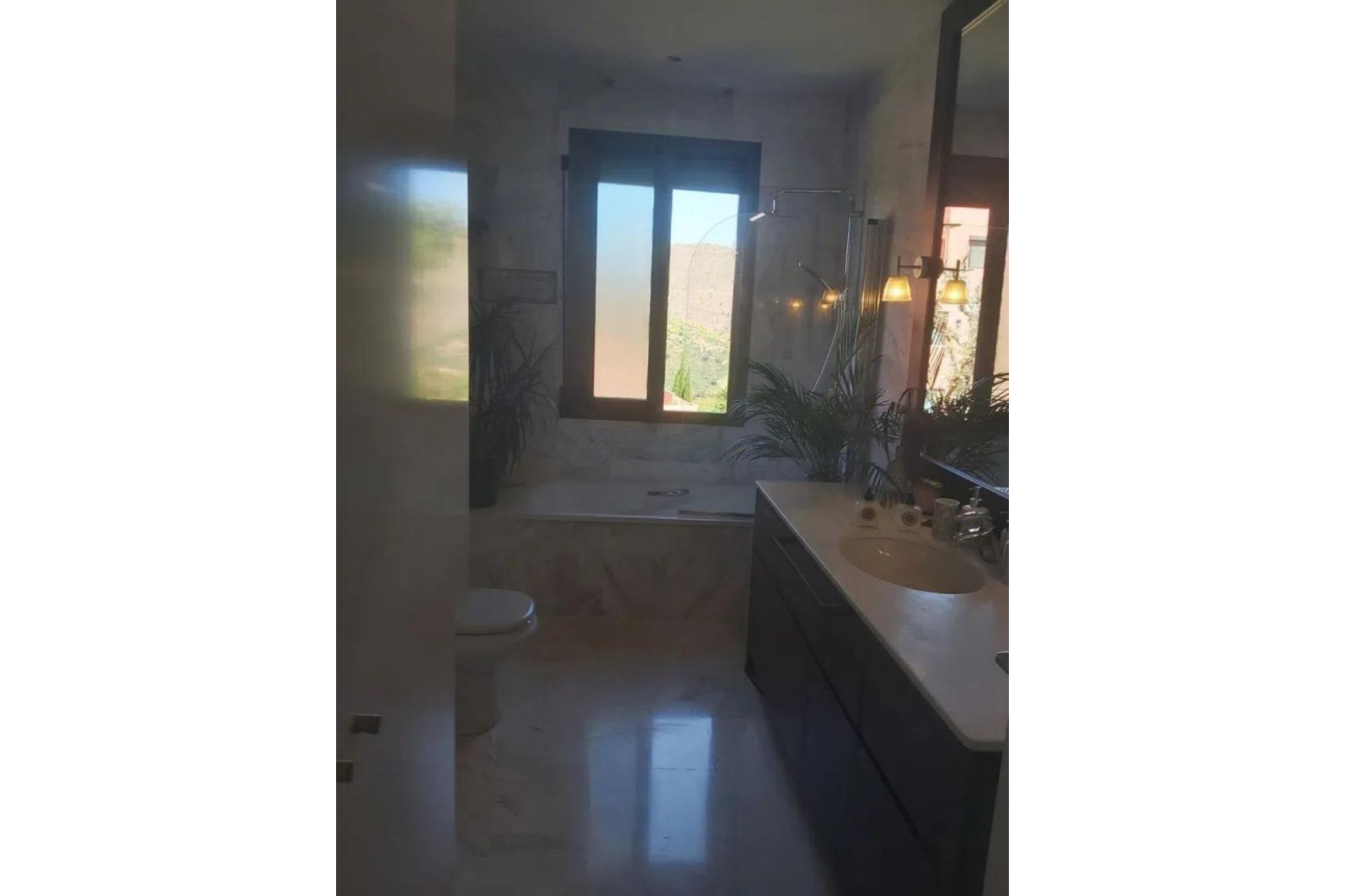 Resale - Apartment - Middle Floor Apartment - Marbella - Marbella Centro