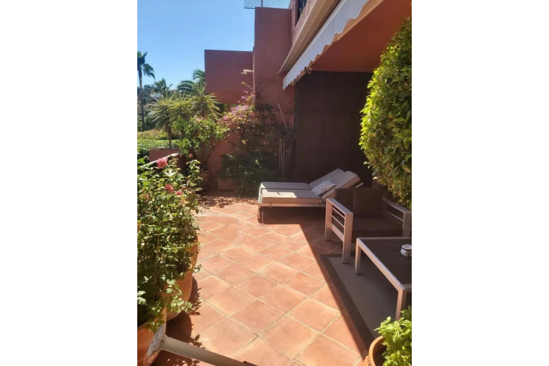 Resale - Apartment - Middle Floor Apartment - Marbella - Marbella Centro