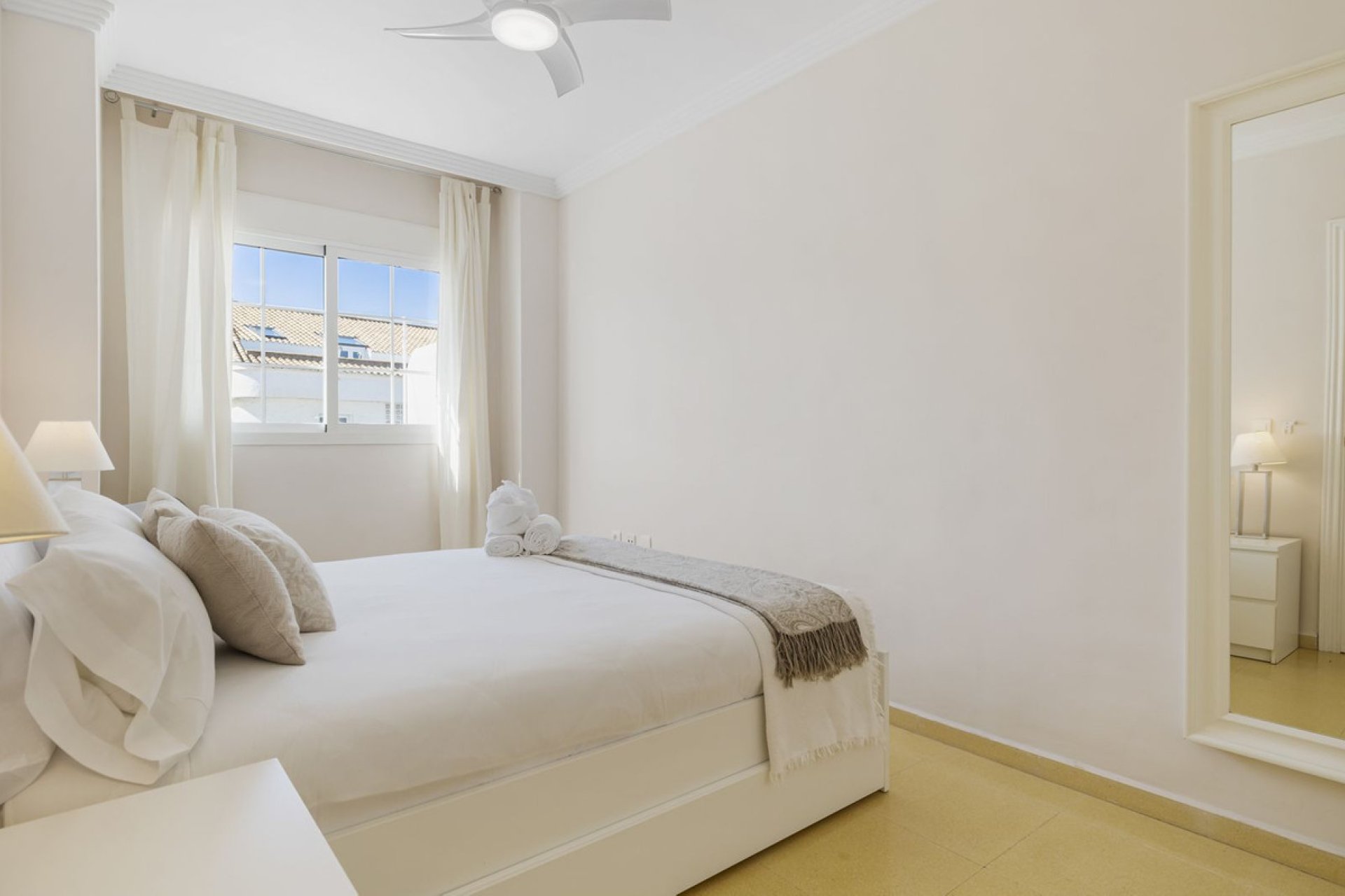 Resale - Apartment - Middle Floor Apartment - Marbella - Marbella Centro