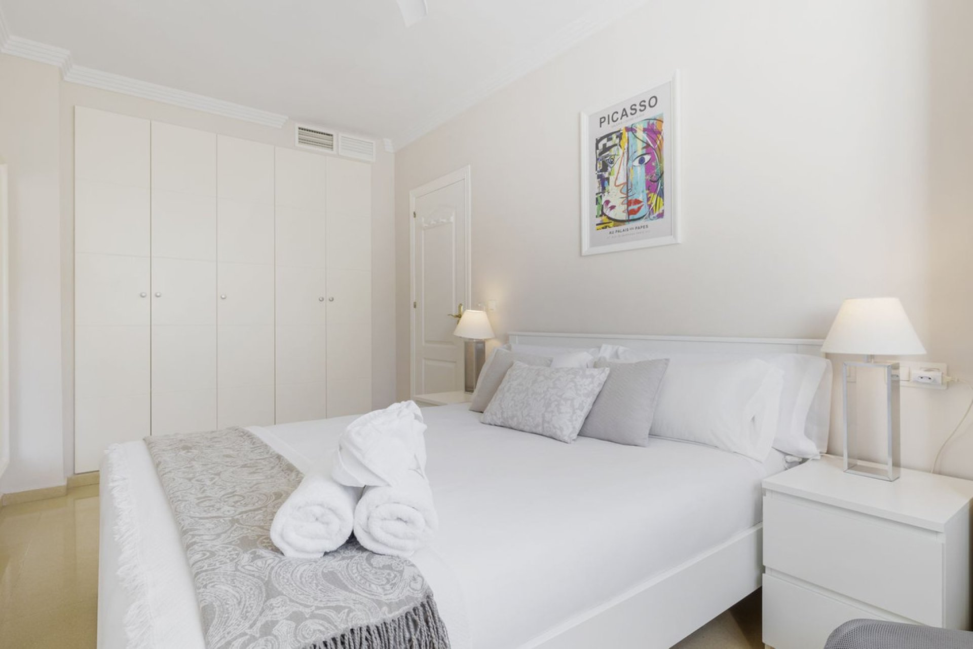 Resale - Apartment - Middle Floor Apartment - Marbella - Marbella Centro