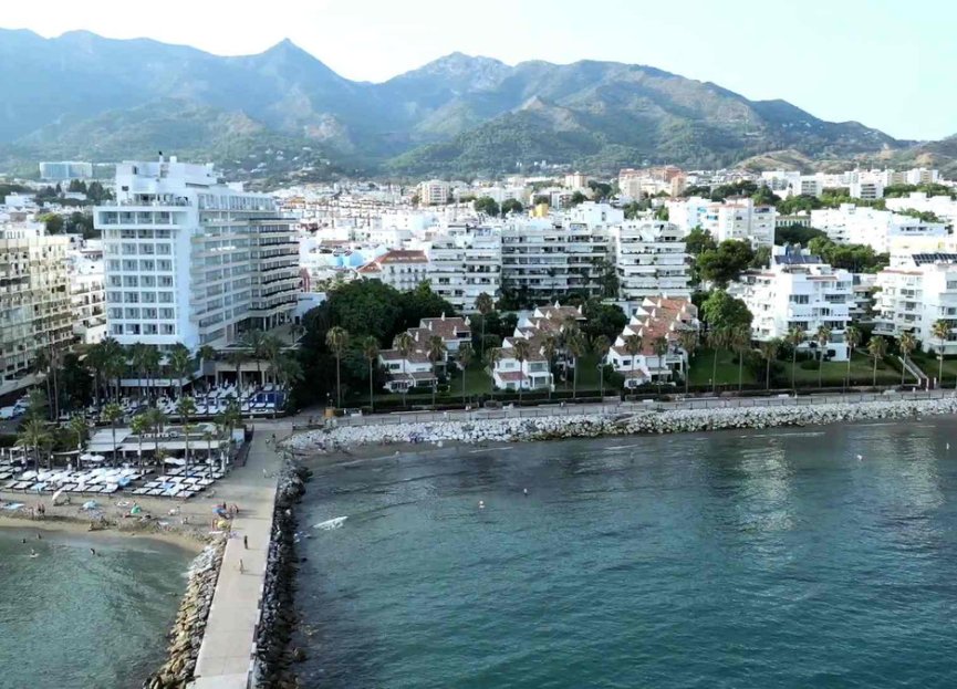 Resale - Apartment - Middle Floor Apartment - Marbella - Marbella Centro