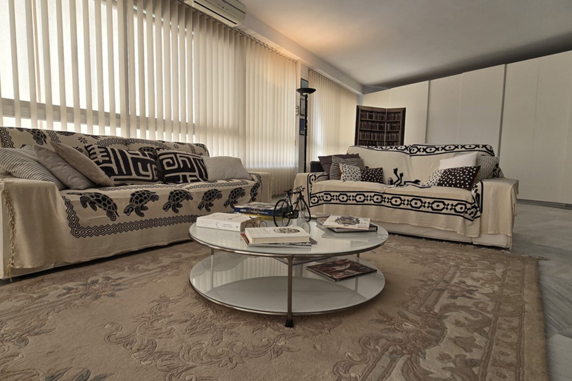 Resale - Apartment - Middle Floor Apartment - Marbella - Marbella Centro