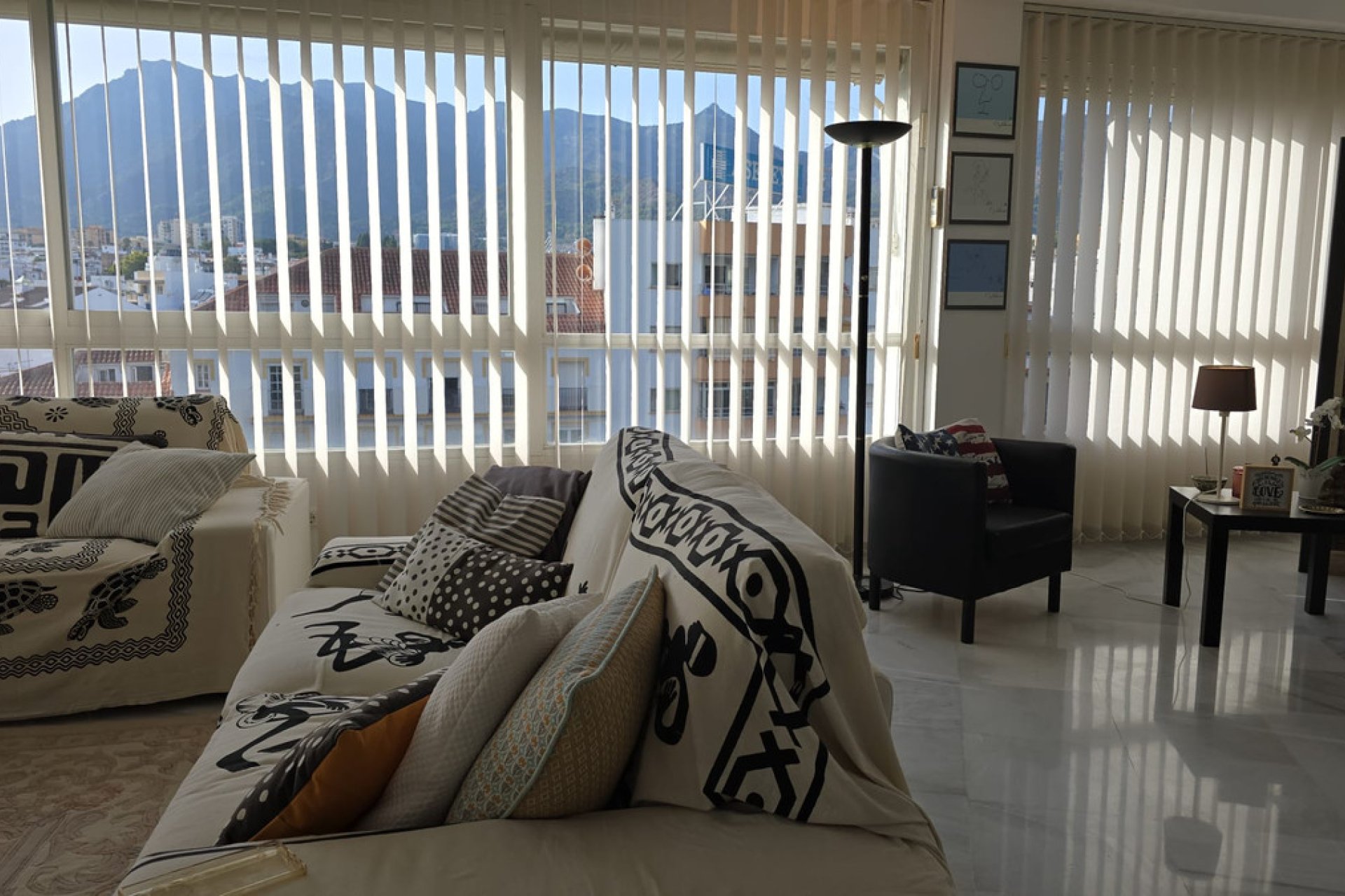 Resale - Apartment - Middle Floor Apartment - Marbella - Marbella Centro