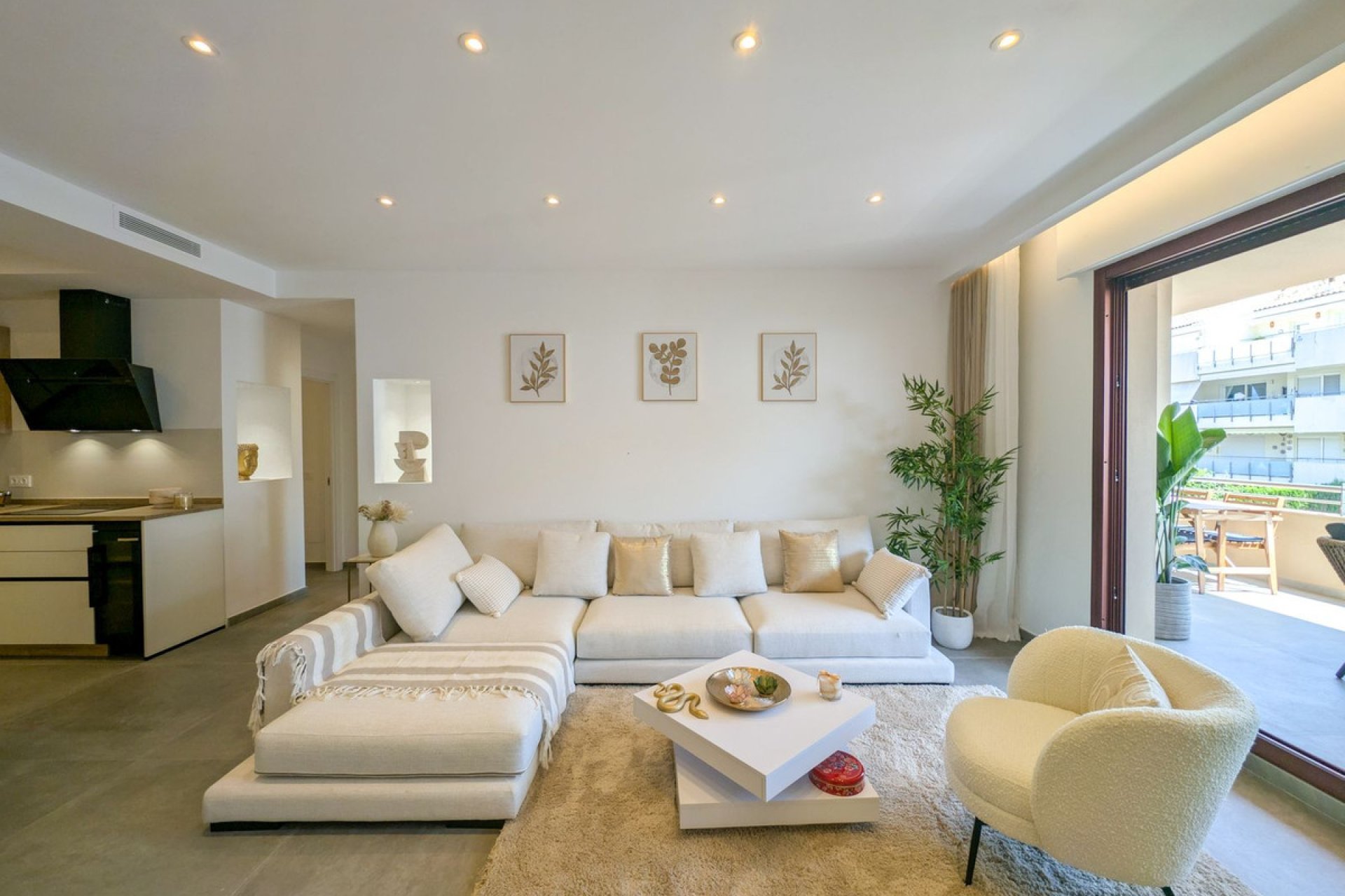Resale - Apartment - Middle Floor Apartment - Marbella - Marbella Centro