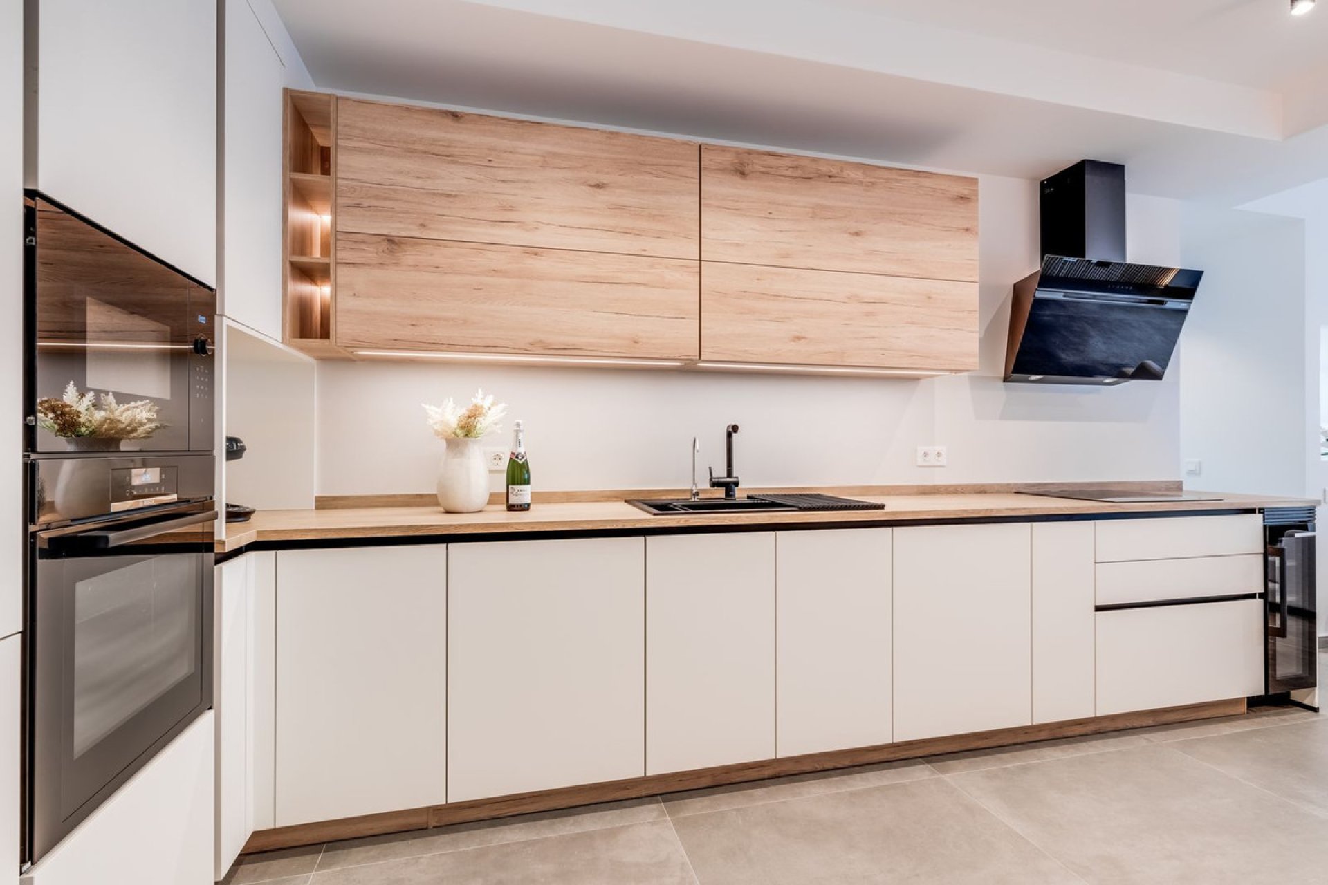 Resale - Apartment - Middle Floor Apartment - Marbella - Marbella Centro